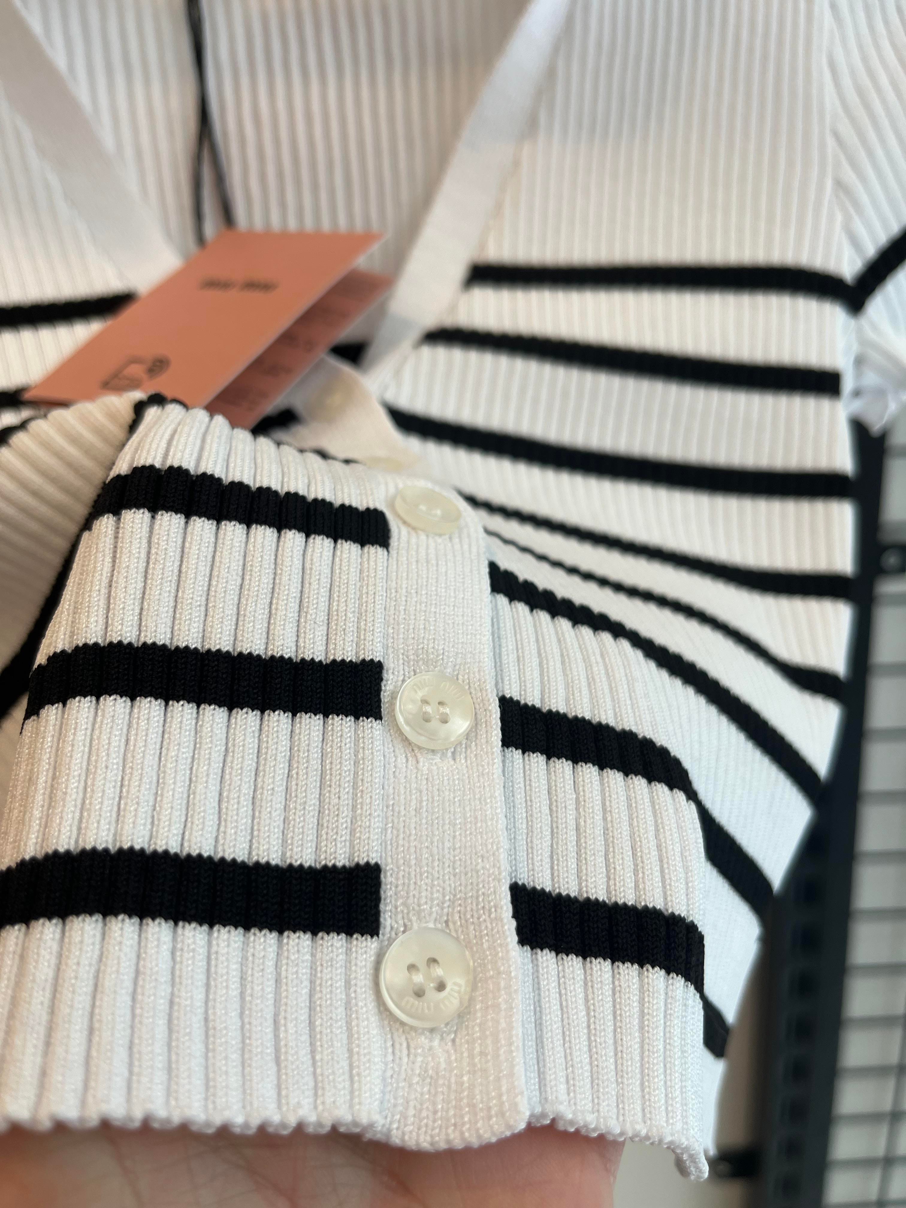 YENİ SEZON MİU BEYAZ TRİKO 