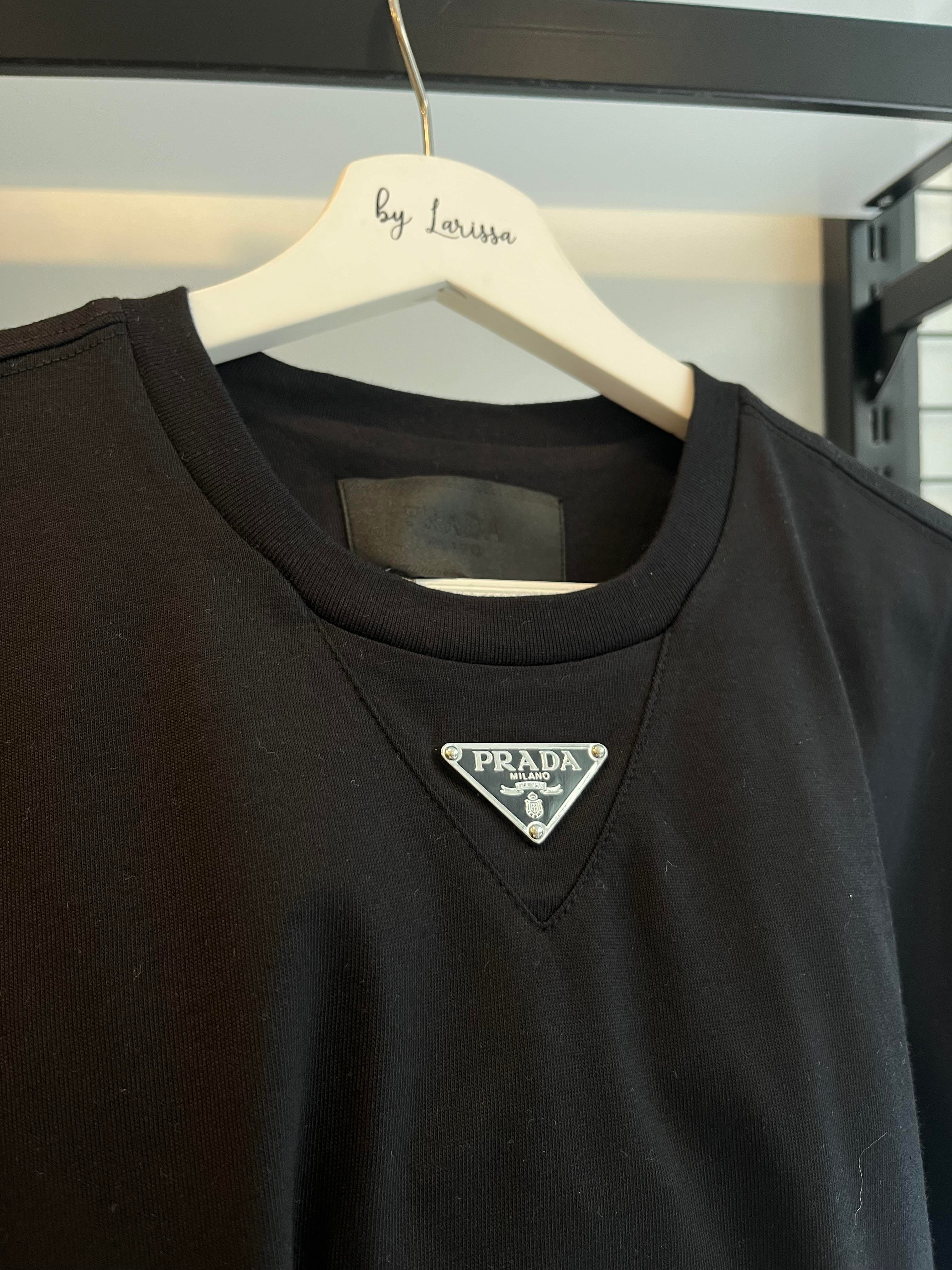 YENİ SEZON PRADA SİYAH TSHİRT 