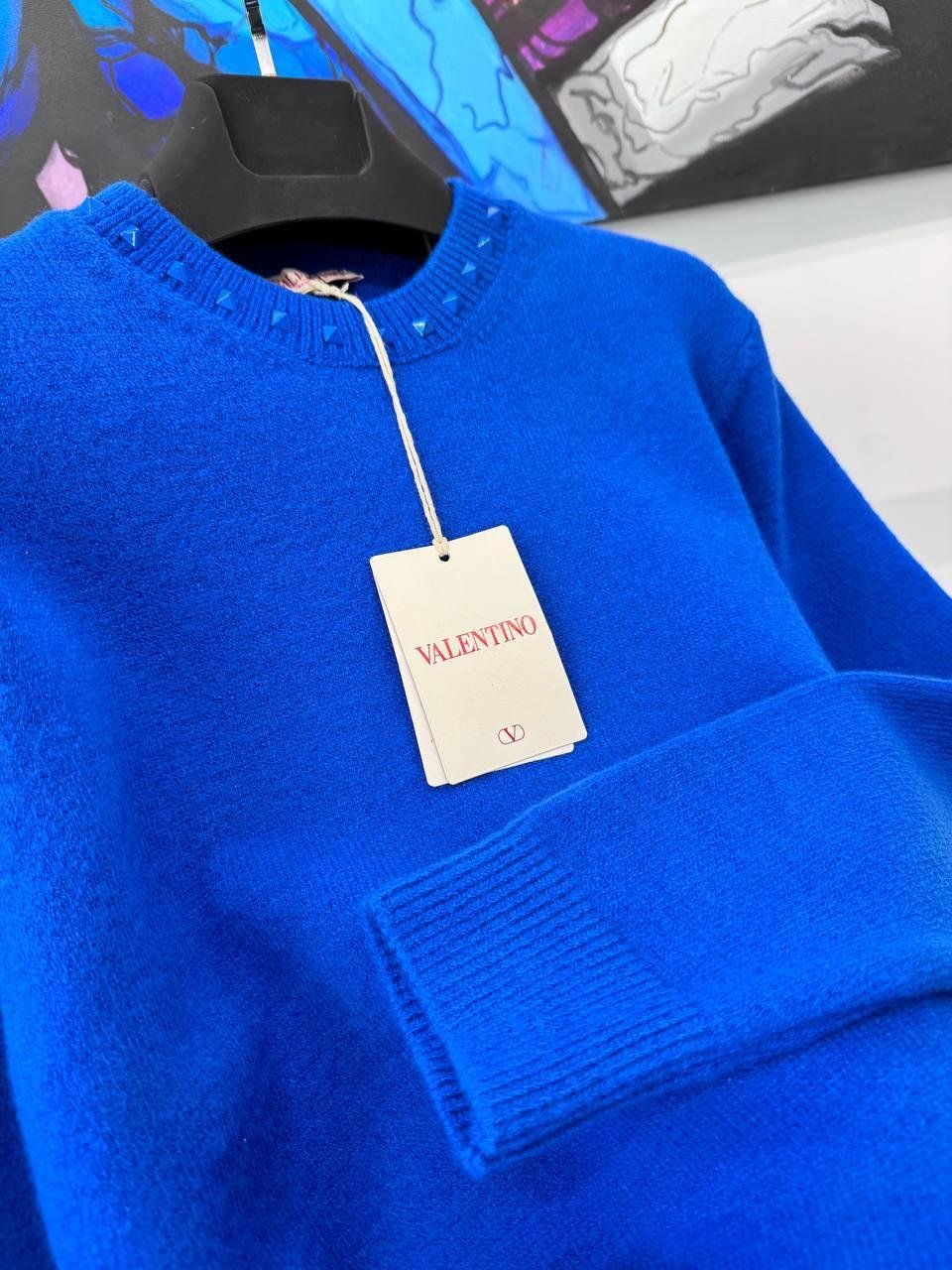 YENİ SEZON VALENTİNO SAKS ZIMBA DETAYLI YÜN KAZAK 