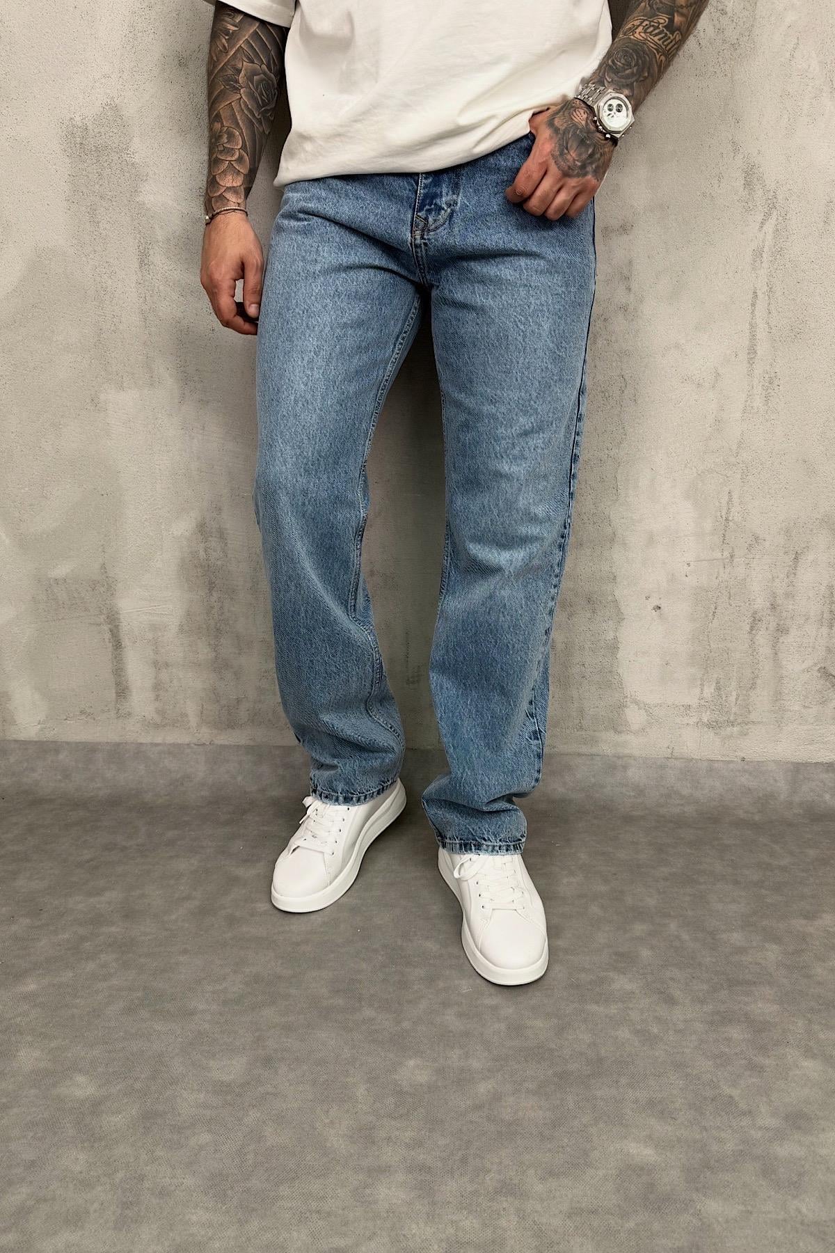 Açık Mavi Basic Jean