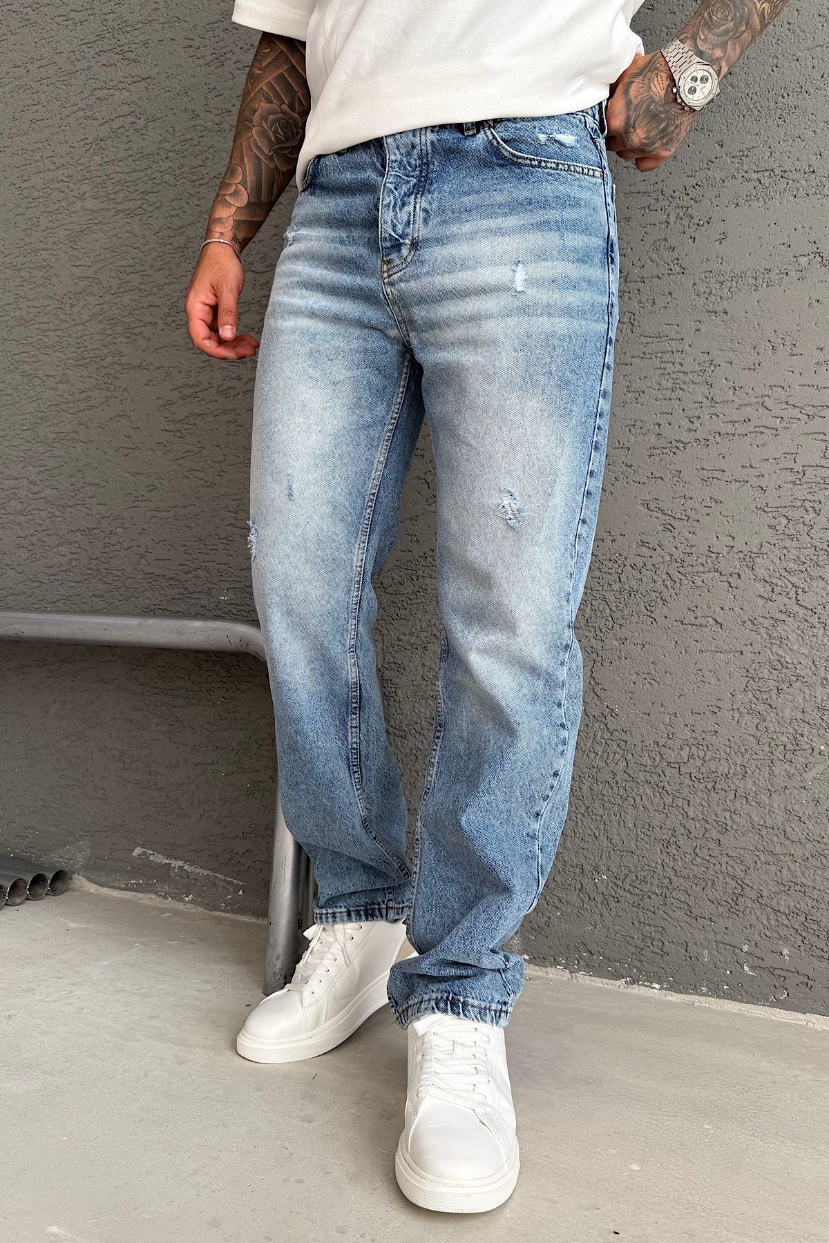 Açık Mavi Yıkamalı Baggy Jean