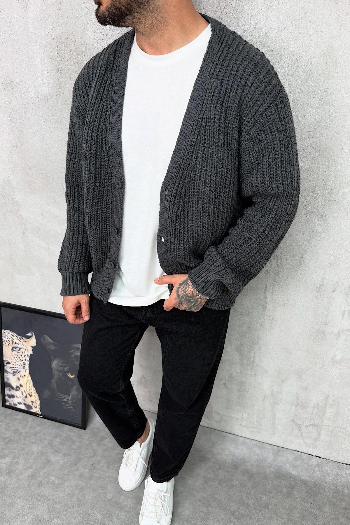 Antrasit Düğmeli Örgü Hırka