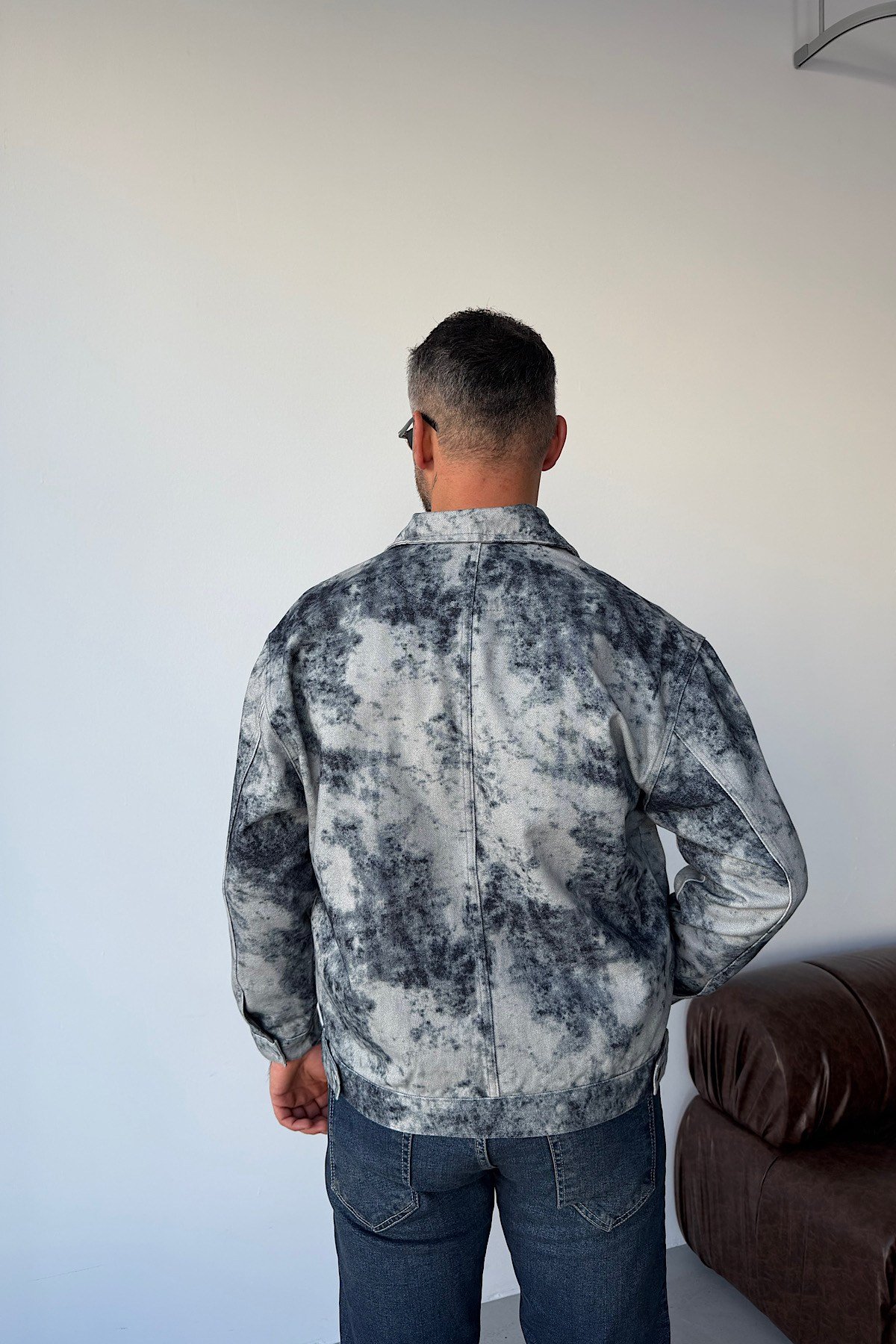 Asit Yıkamalı Çift Cepli Denim Ceket