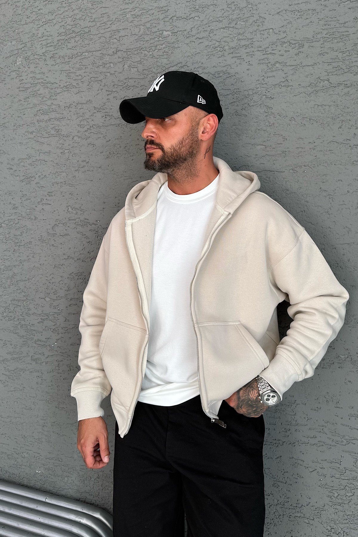 Bej Kapşonlu Basic Zip