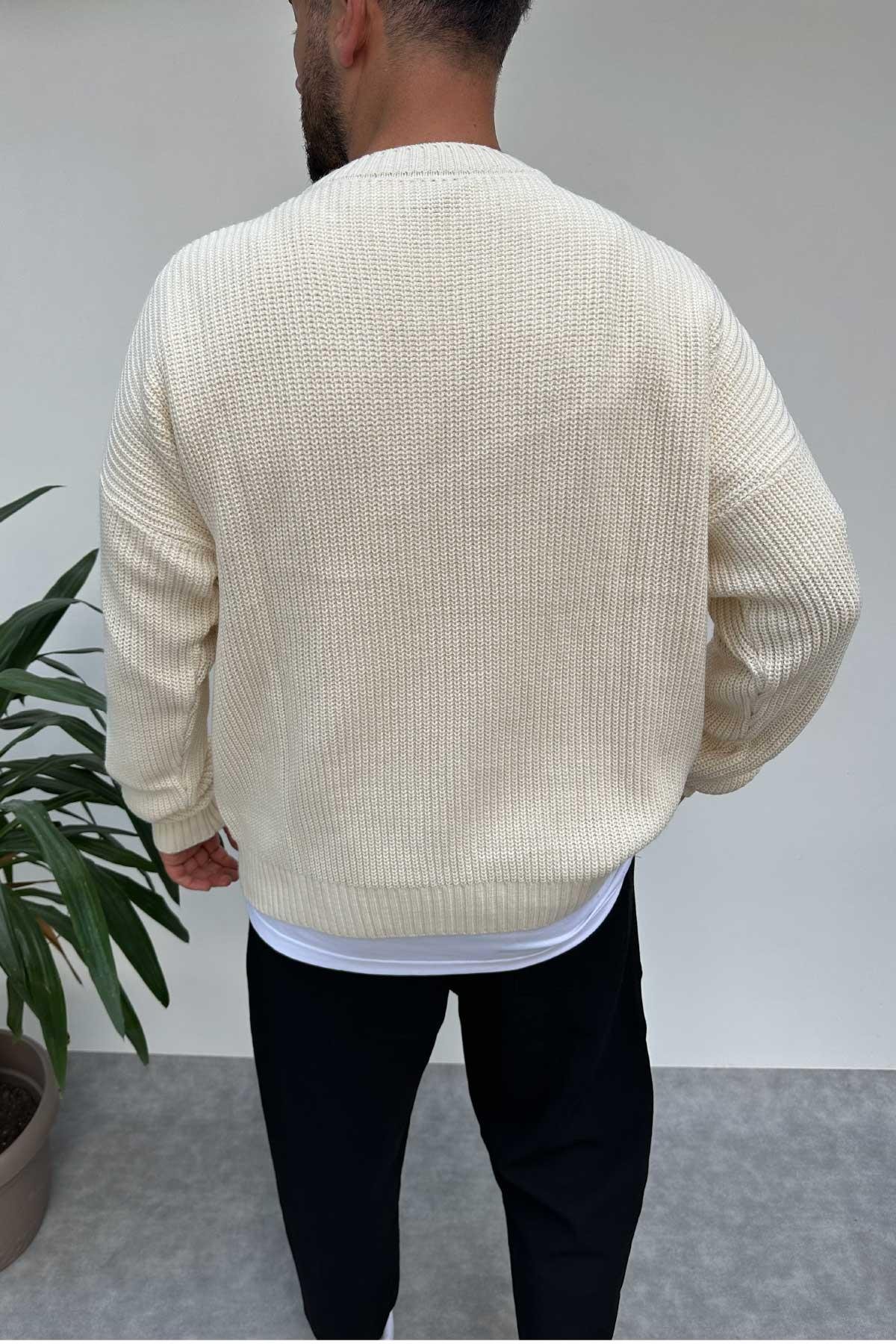 Bej Oversize Örme Triko Kazak