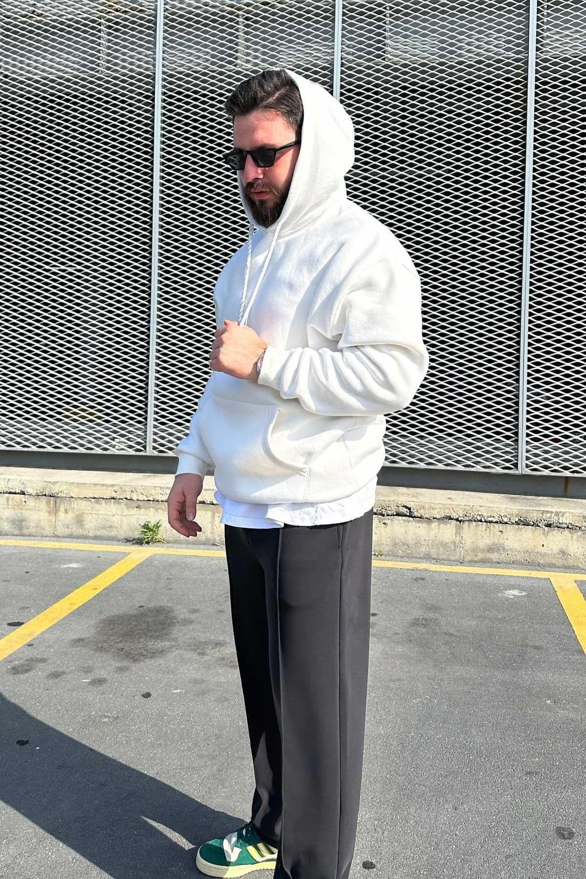 Beyaz Basic Kapşonlu Sweatshirt