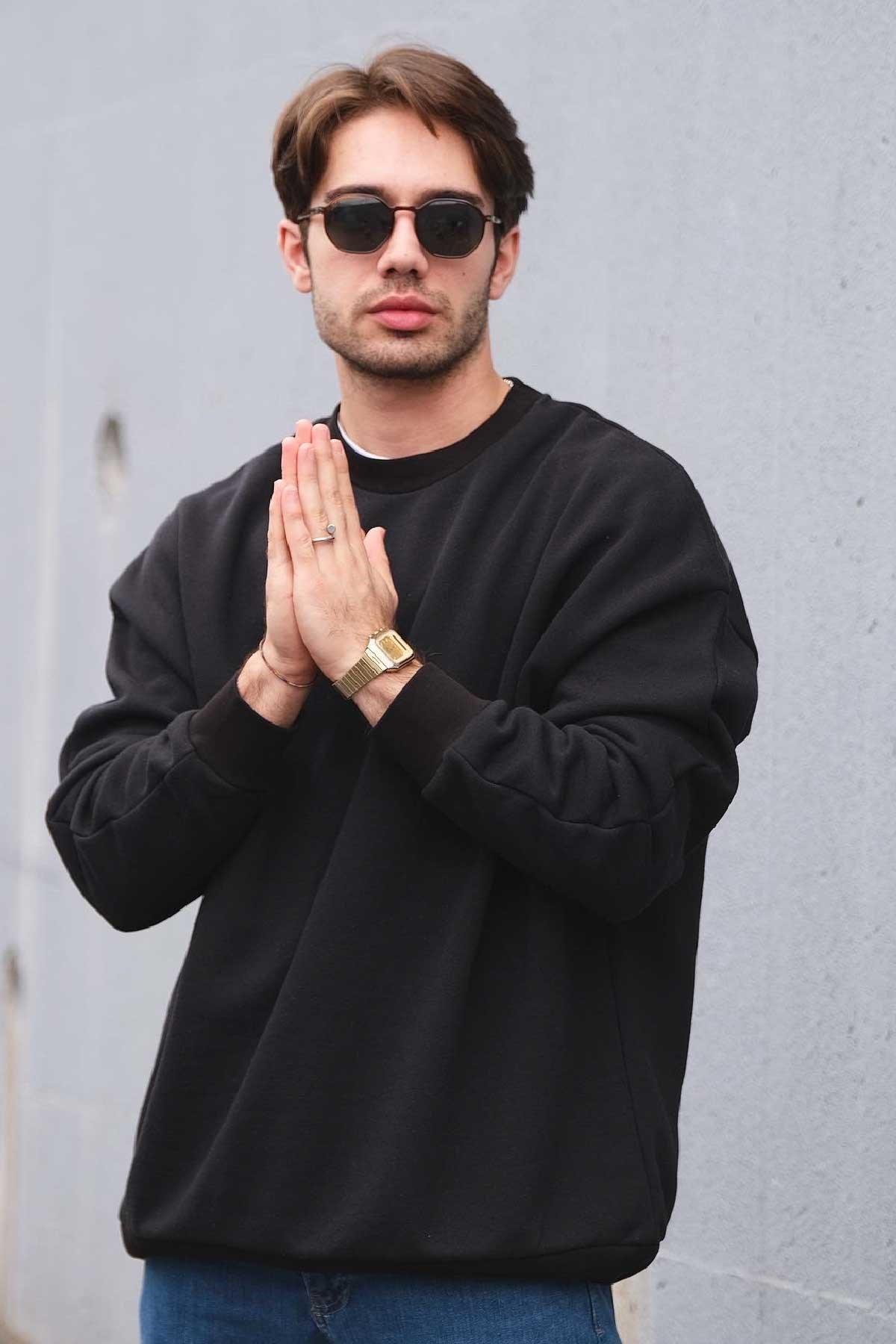 Bol Kalıp Siyah Basic Sweatshirt