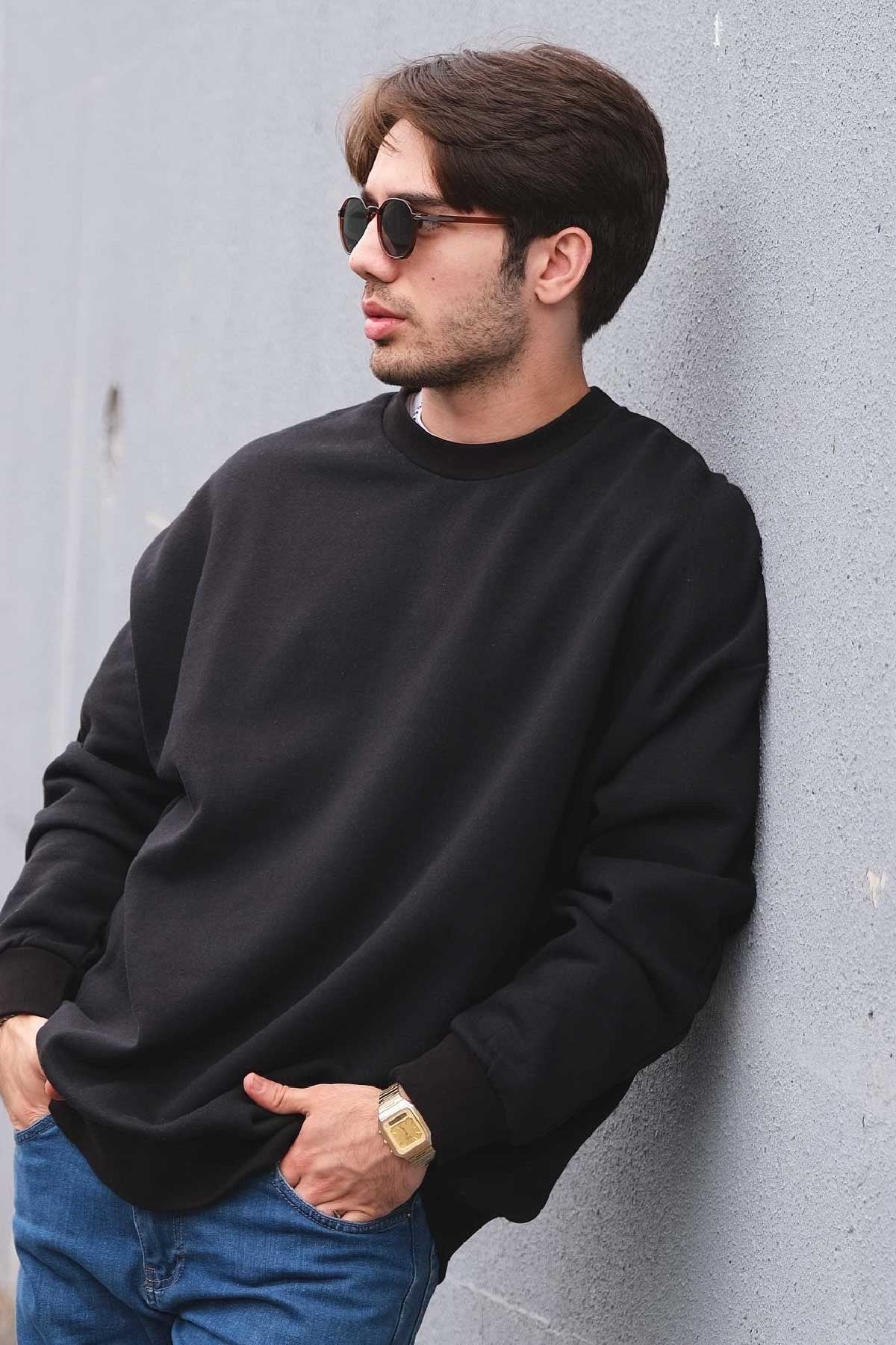 Bol Kalıp Siyah Basic Sweatshirt