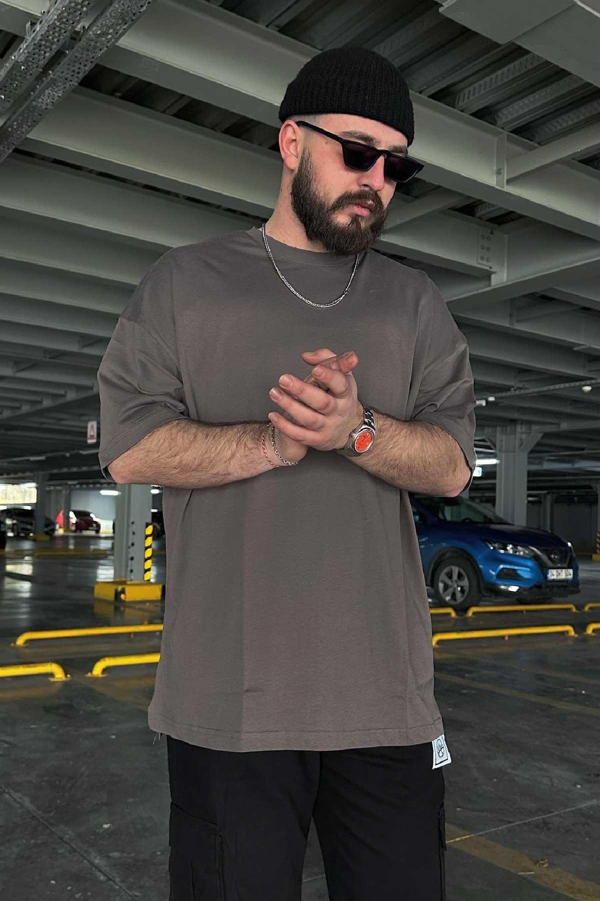duman koyu kahve basic tişört 