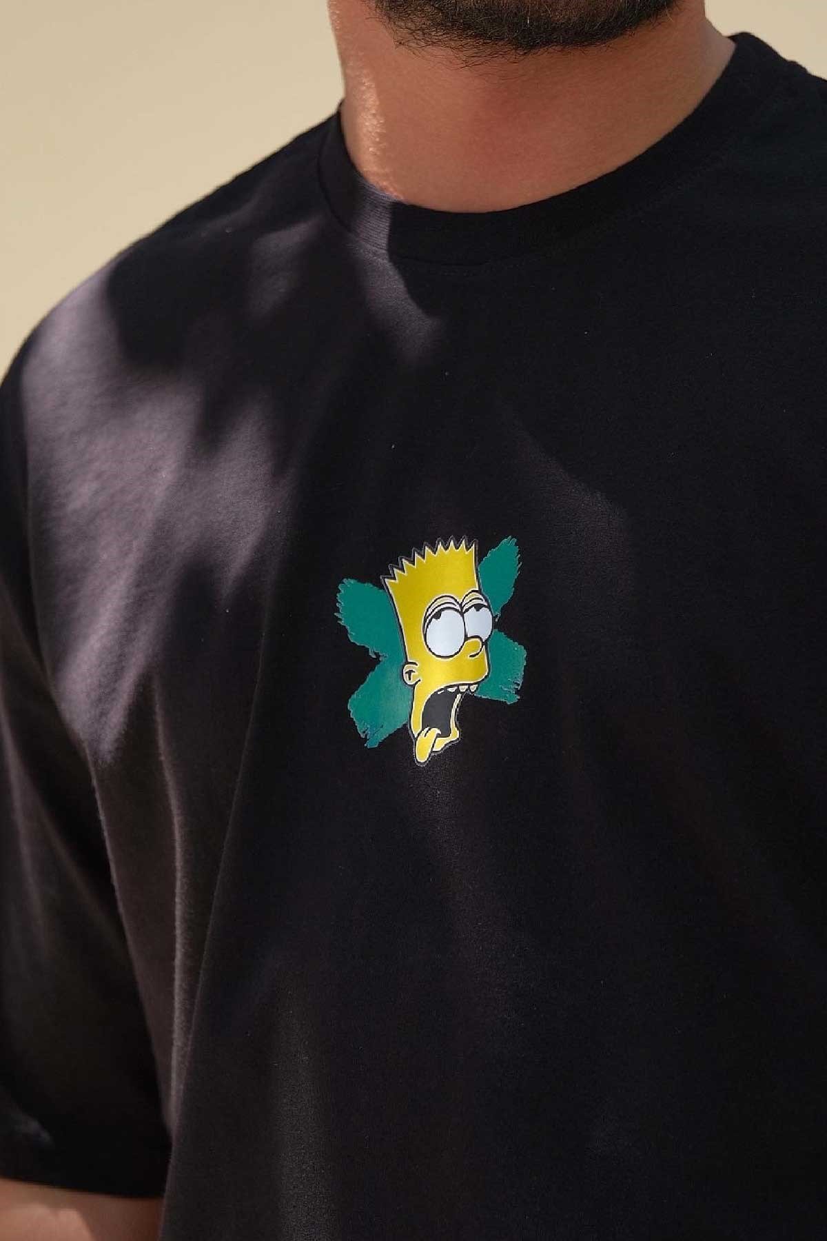 Hafif Oversize Siyah Bart T-Shirt