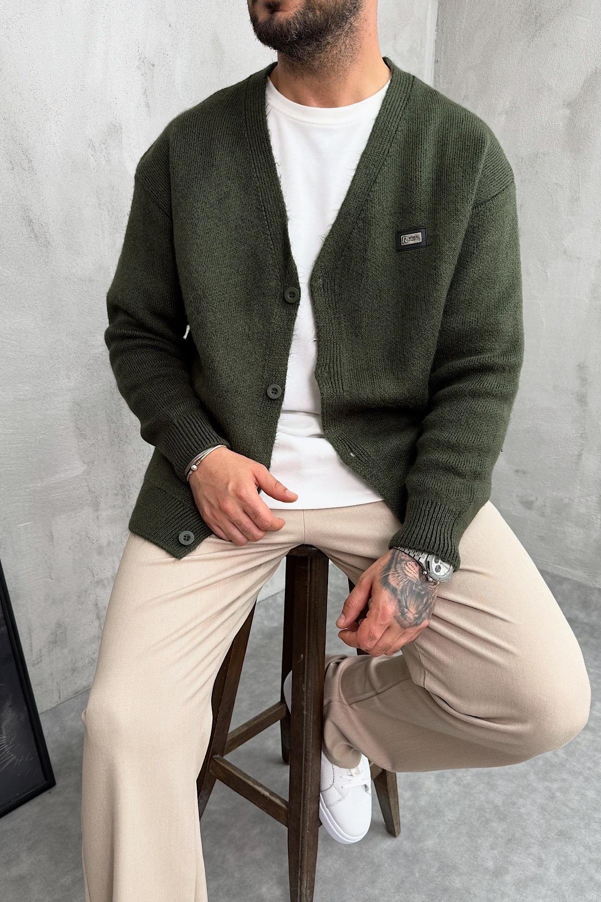 Haki Yeşil Oversize Örme Hırka