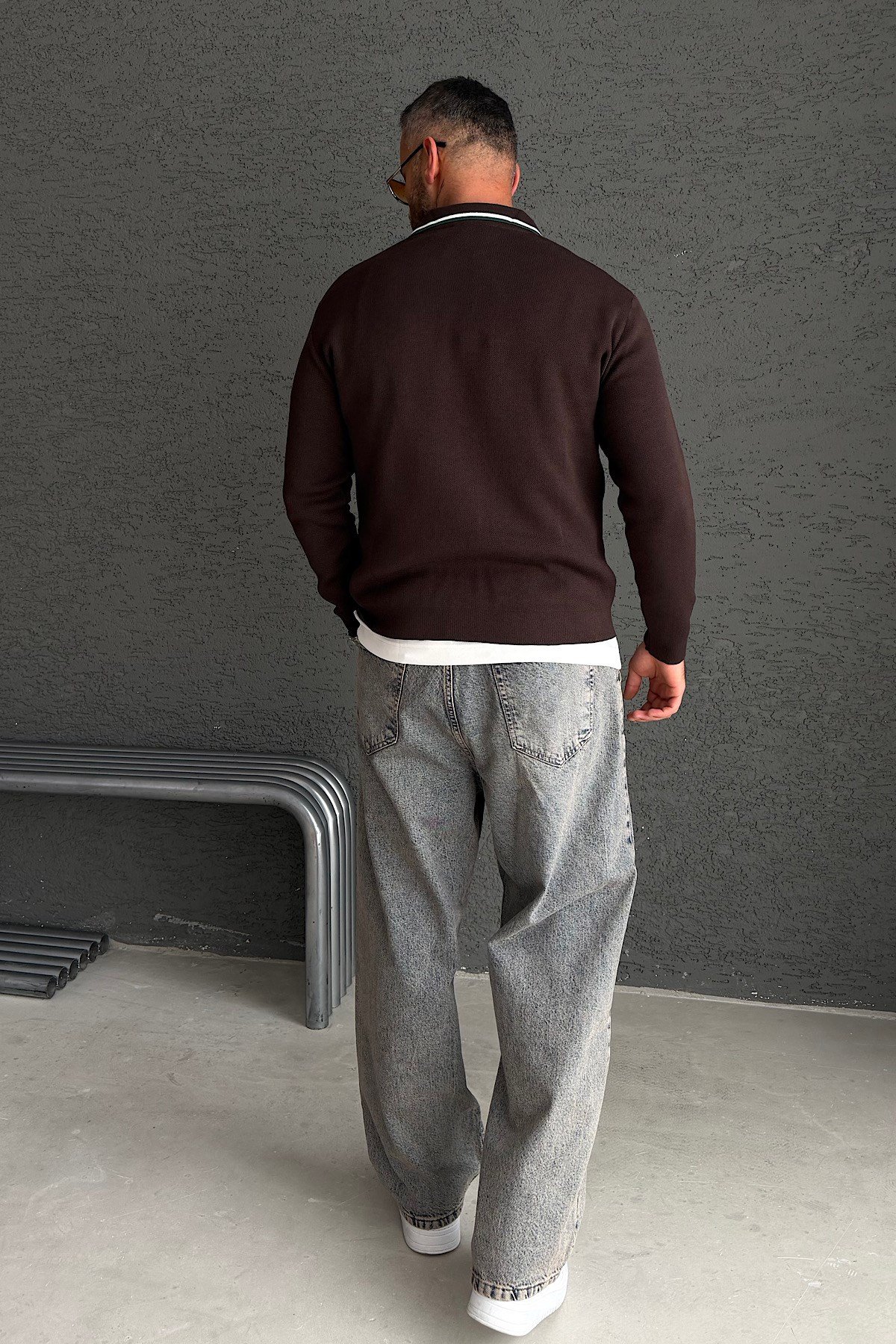 Kahverengi Nakış Yazı Detaylı Sweatshirt