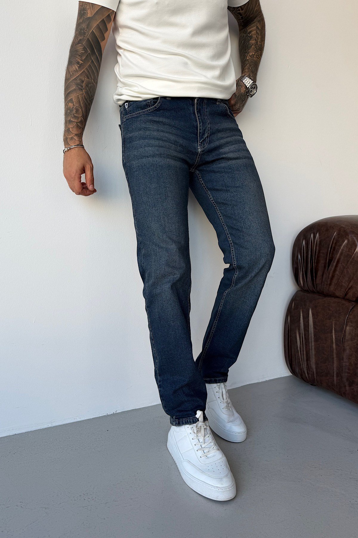 Koyu Lacivert Yıkamalı Regular Fit Jean