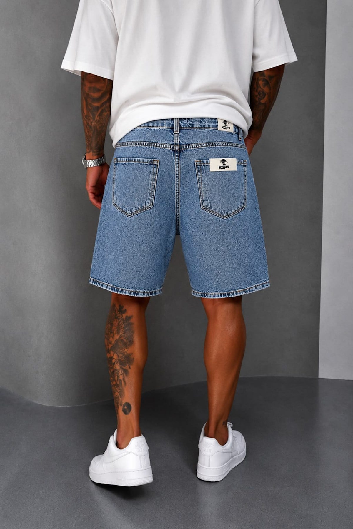 Mavi Taşlamalı Denim Şort 