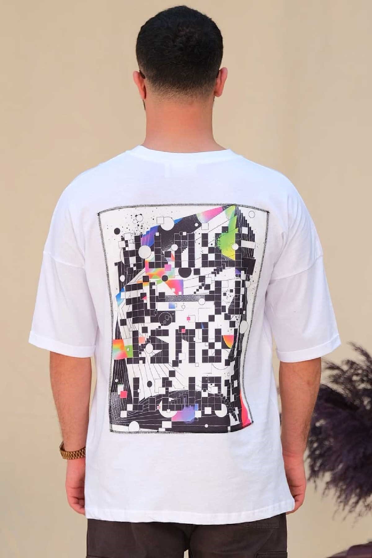 Oversize Arkası Baskılı T-Shirt 