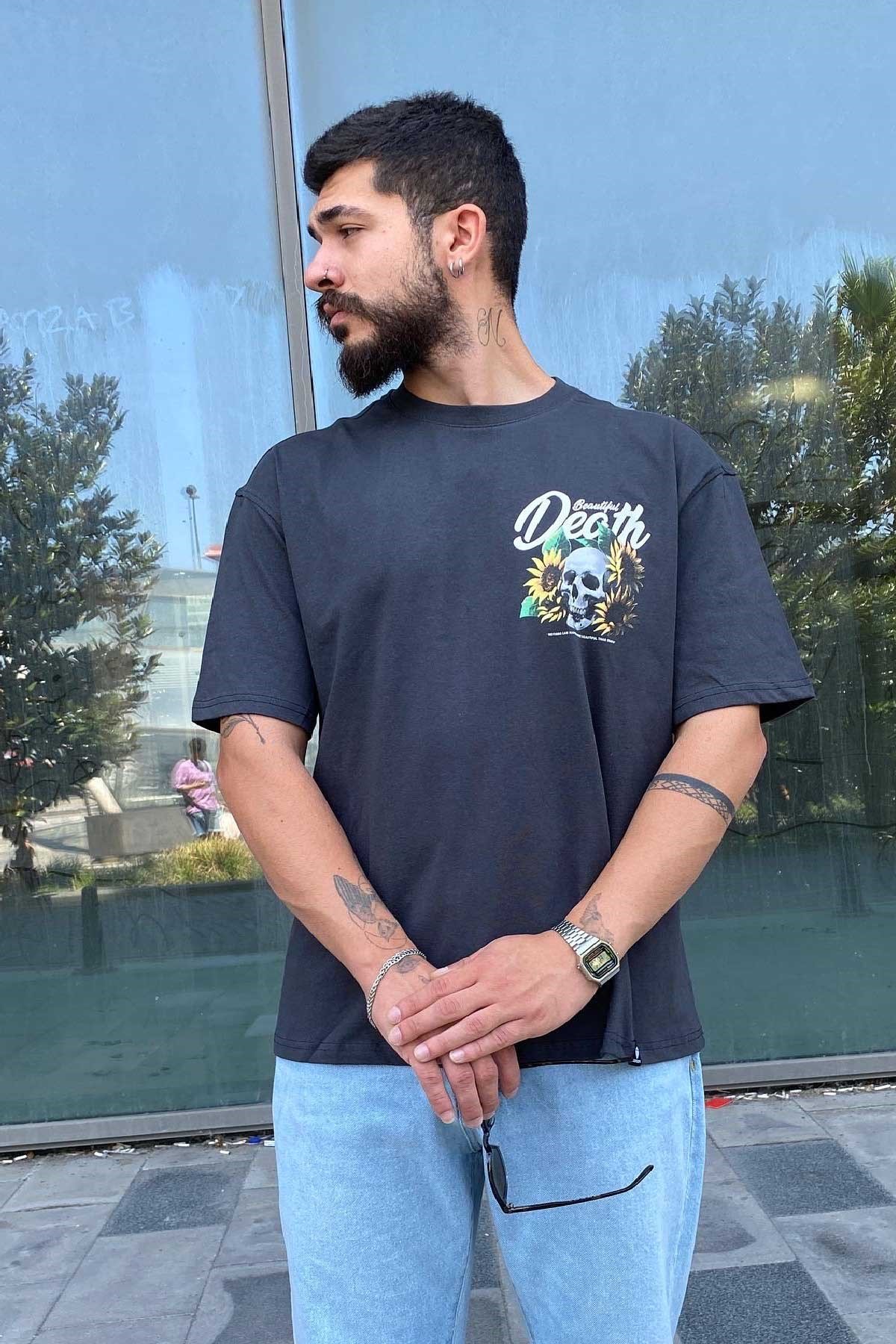 Oversize Beautiful Death T-Shirt