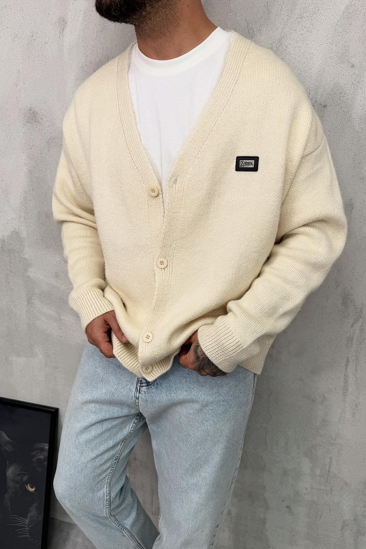 Oversize Bej Örme Hırka