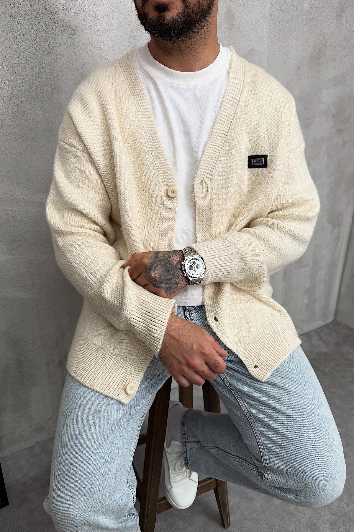 Oversize Bej Örme Hırka