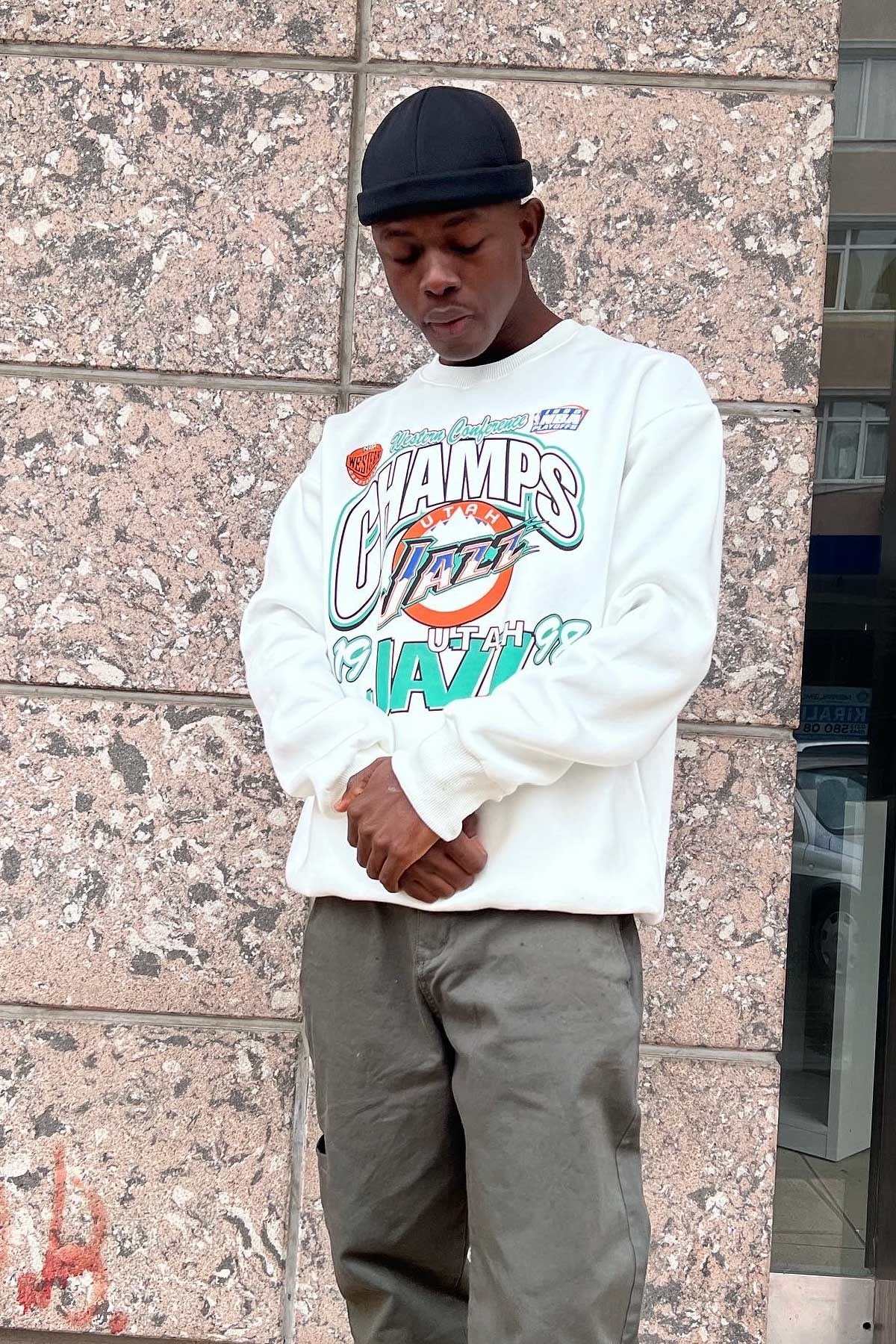 Oversize Beyaz Sweatshirt