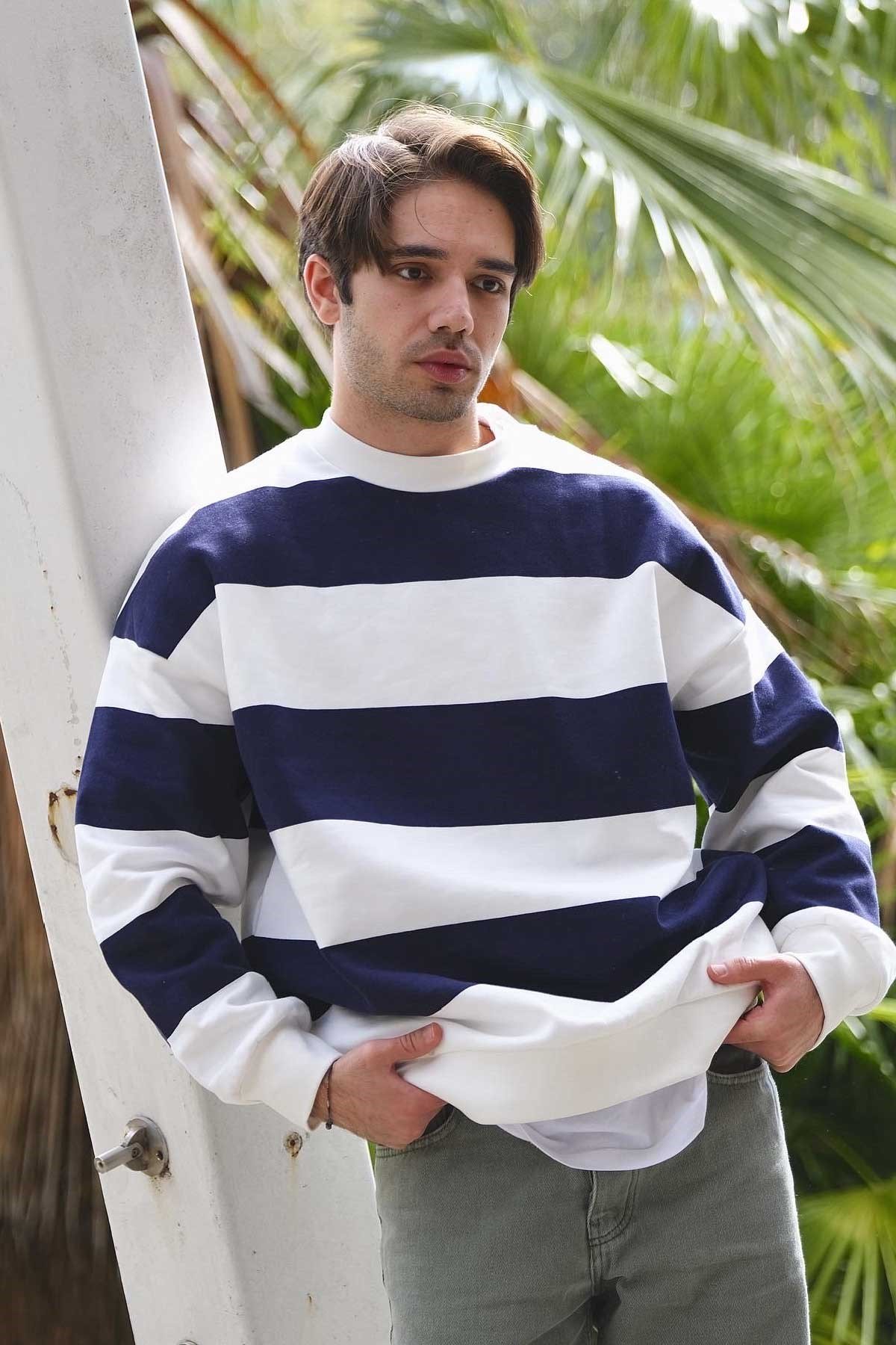 Oversize Çizgili Sweatshirt