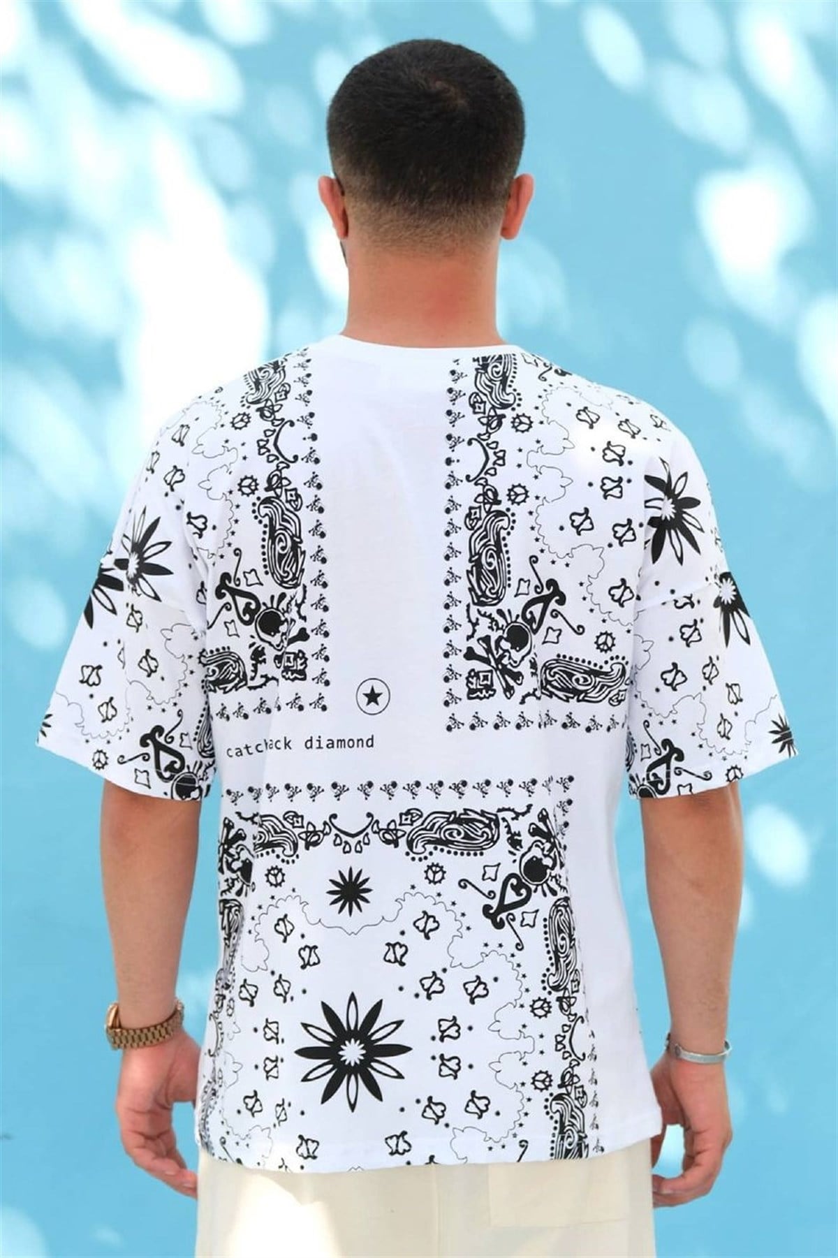 Oversize Desenli Beyaz T-Shirt