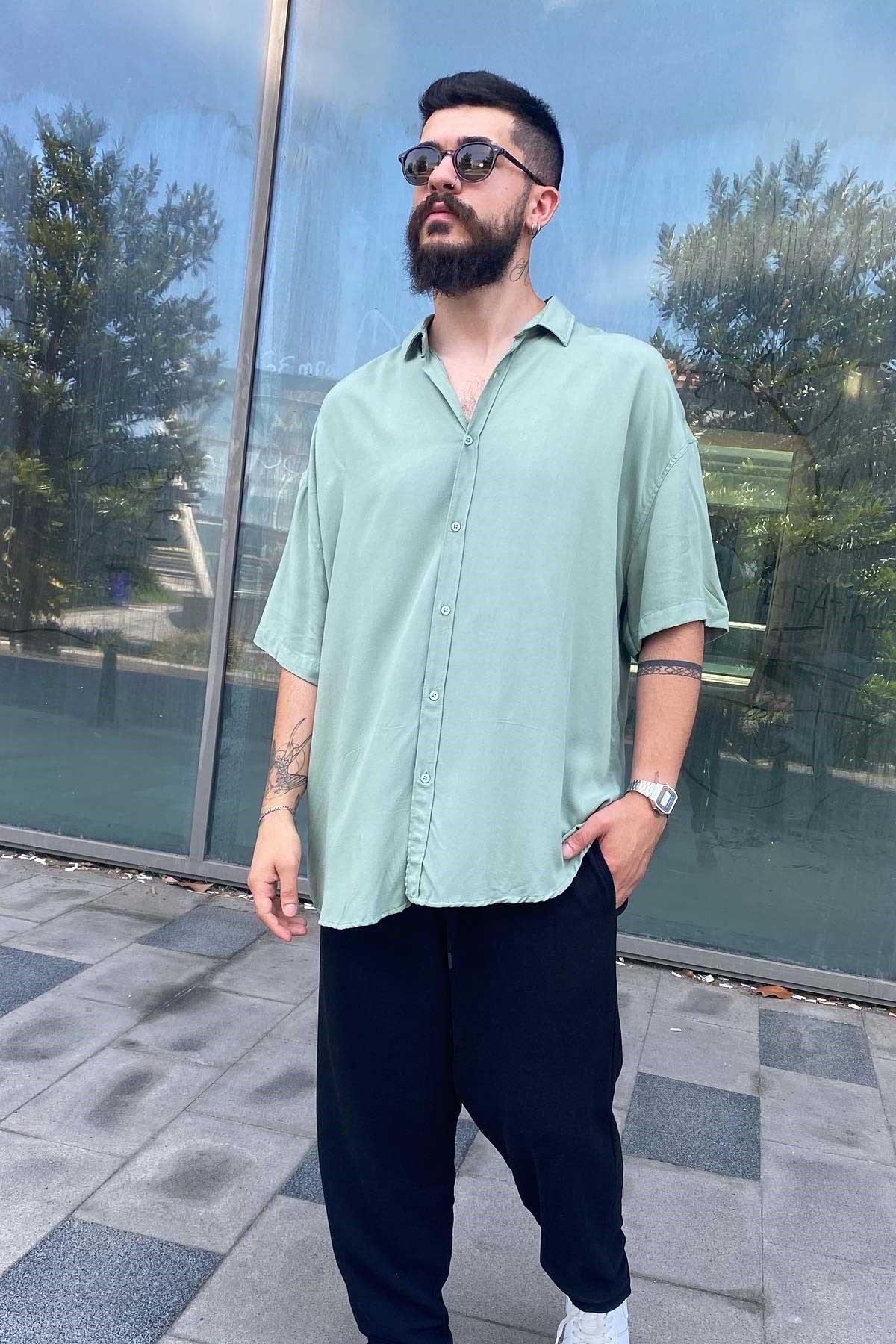 Oversize Kısa Kollu Gömlek