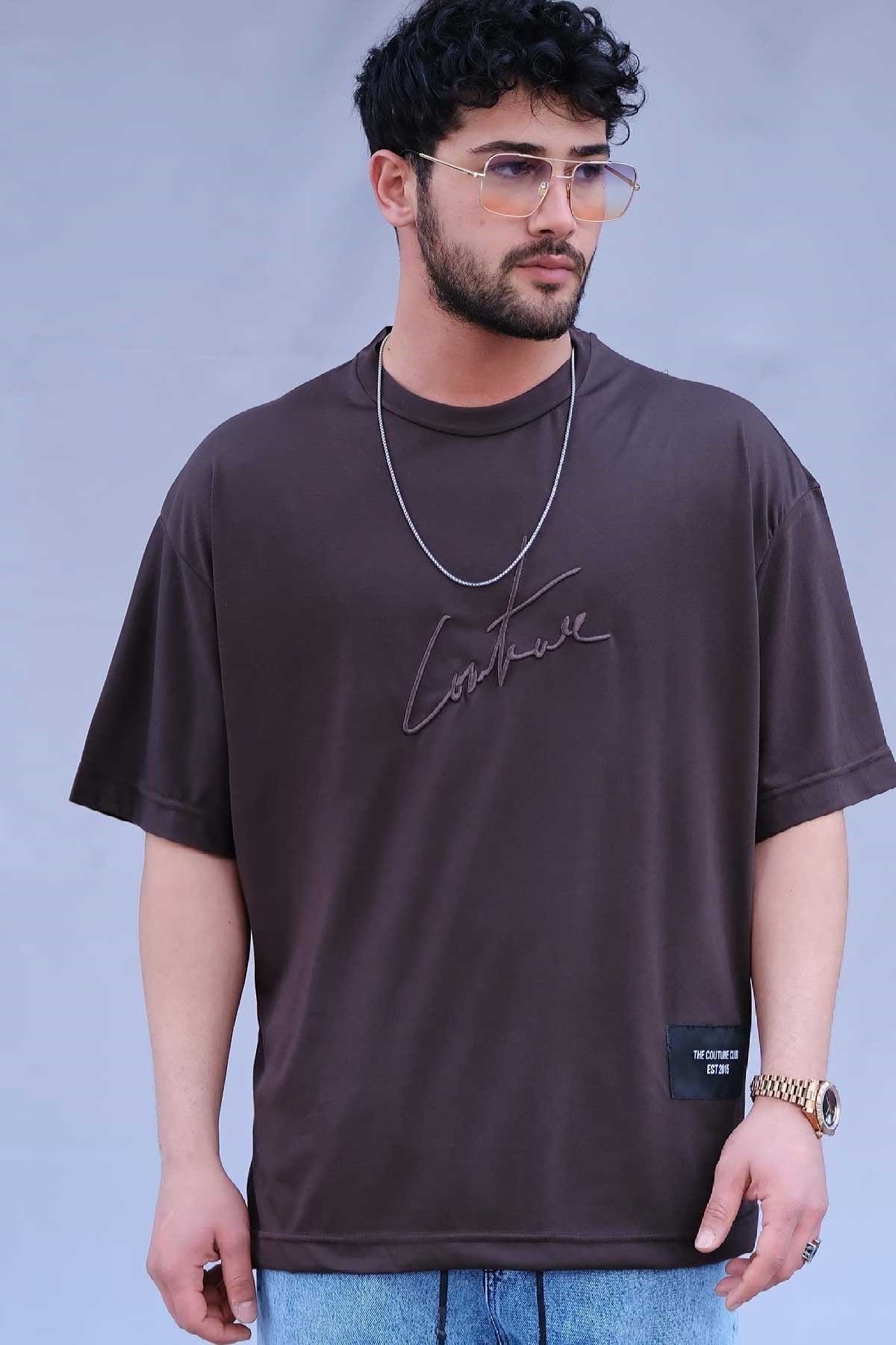 Oversize Nakış İşlemeli T-Shirt