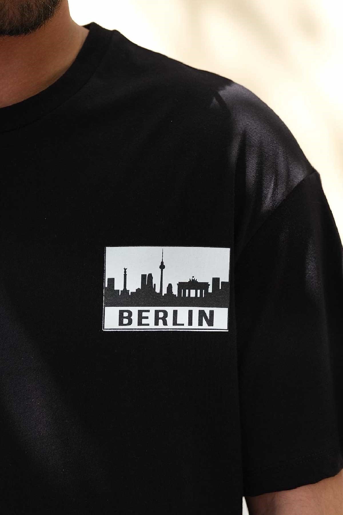 Oversize Siyah Berlin T-Shirt