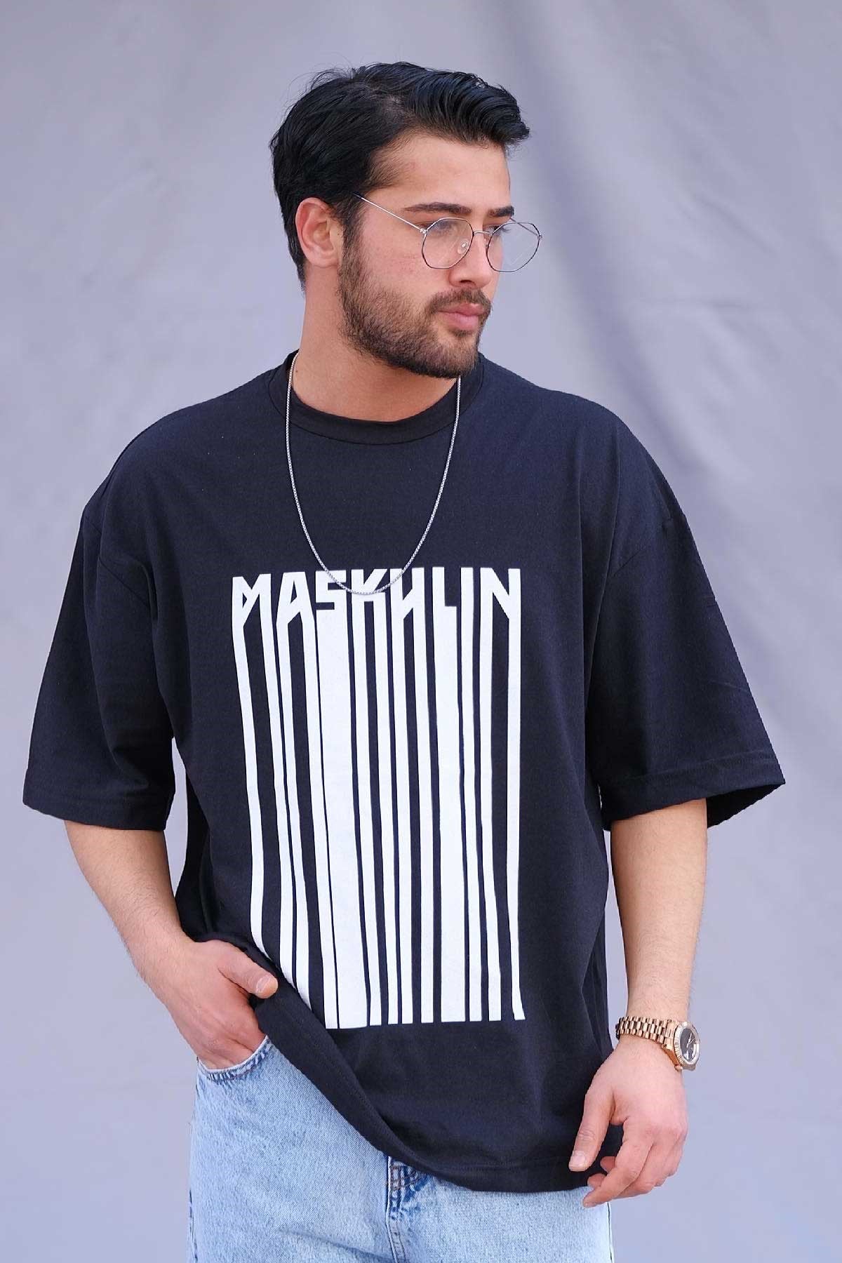 Oversize Siyah T-Shirt Maskulin