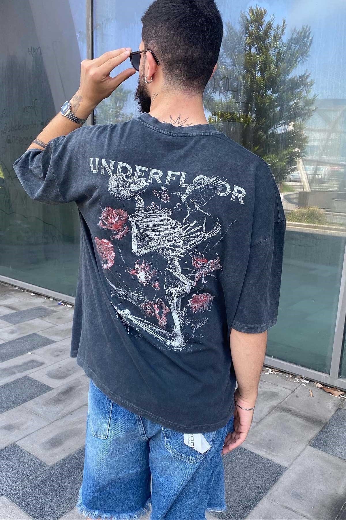 Oversize Underfloor T-Shirt