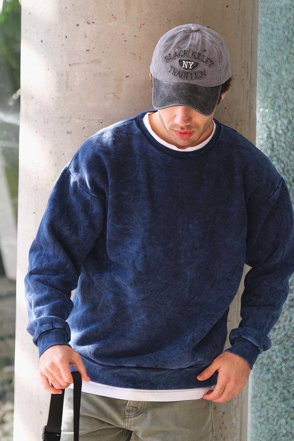 Oversize Yıkamalı Sweatshirt