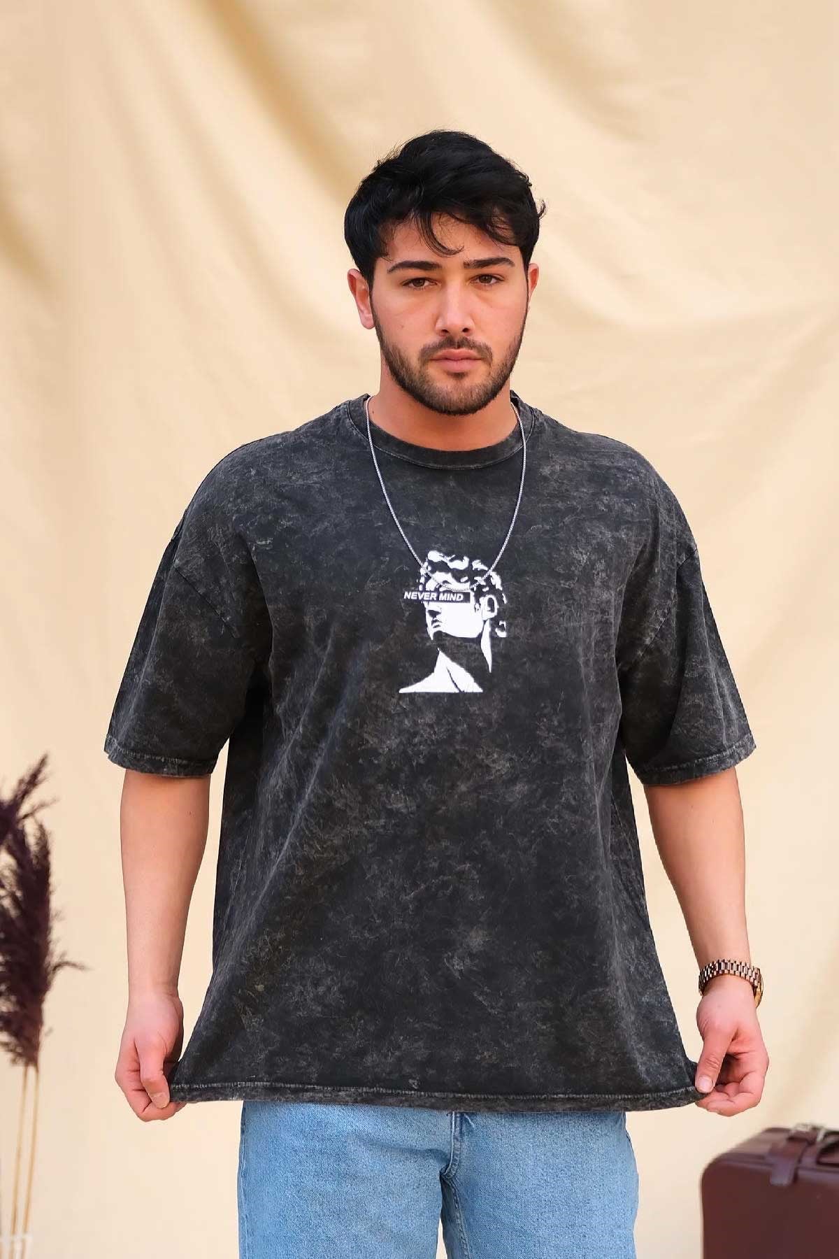 Oversize Yıkamalı T-Shirt Never Mind