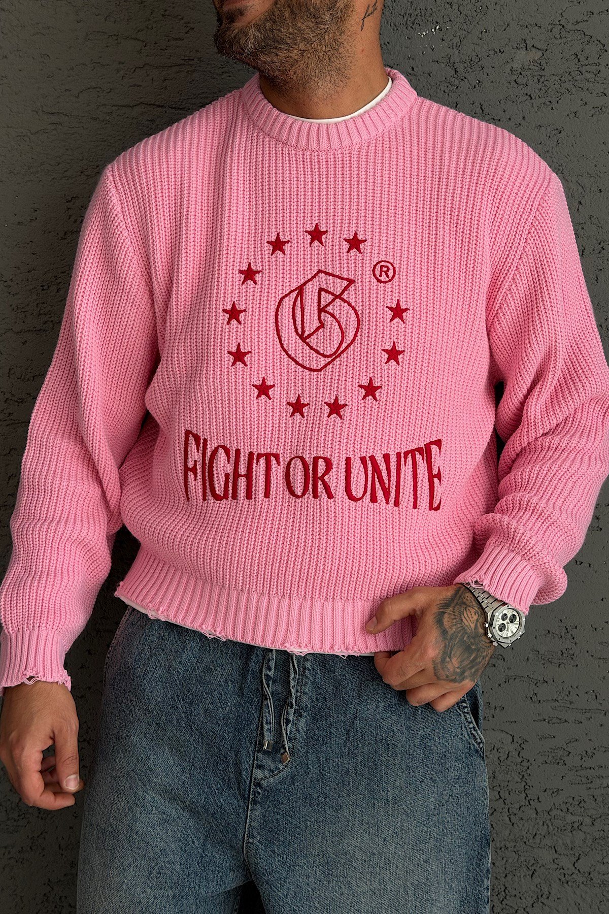 Pembe Fight Or Unıte Crop Kazak