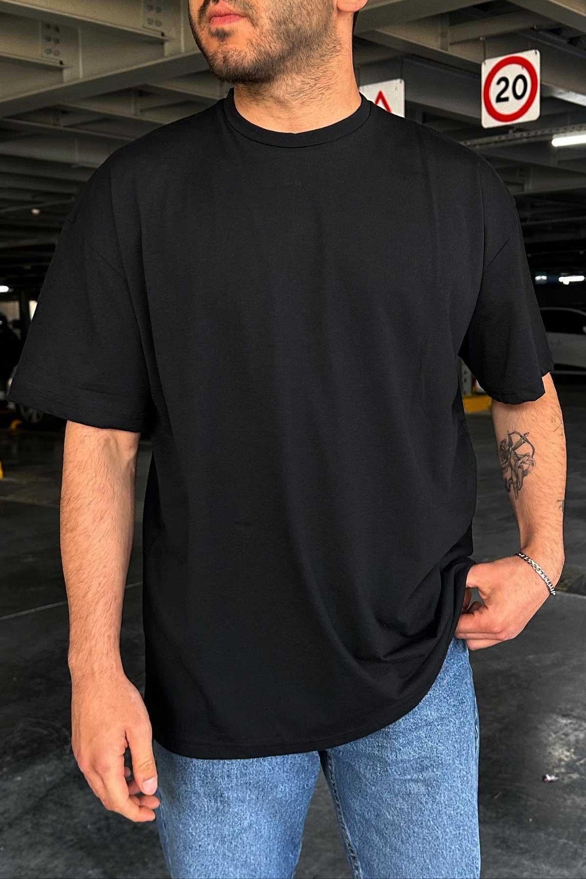 Siyah Baskılı T-Shirt