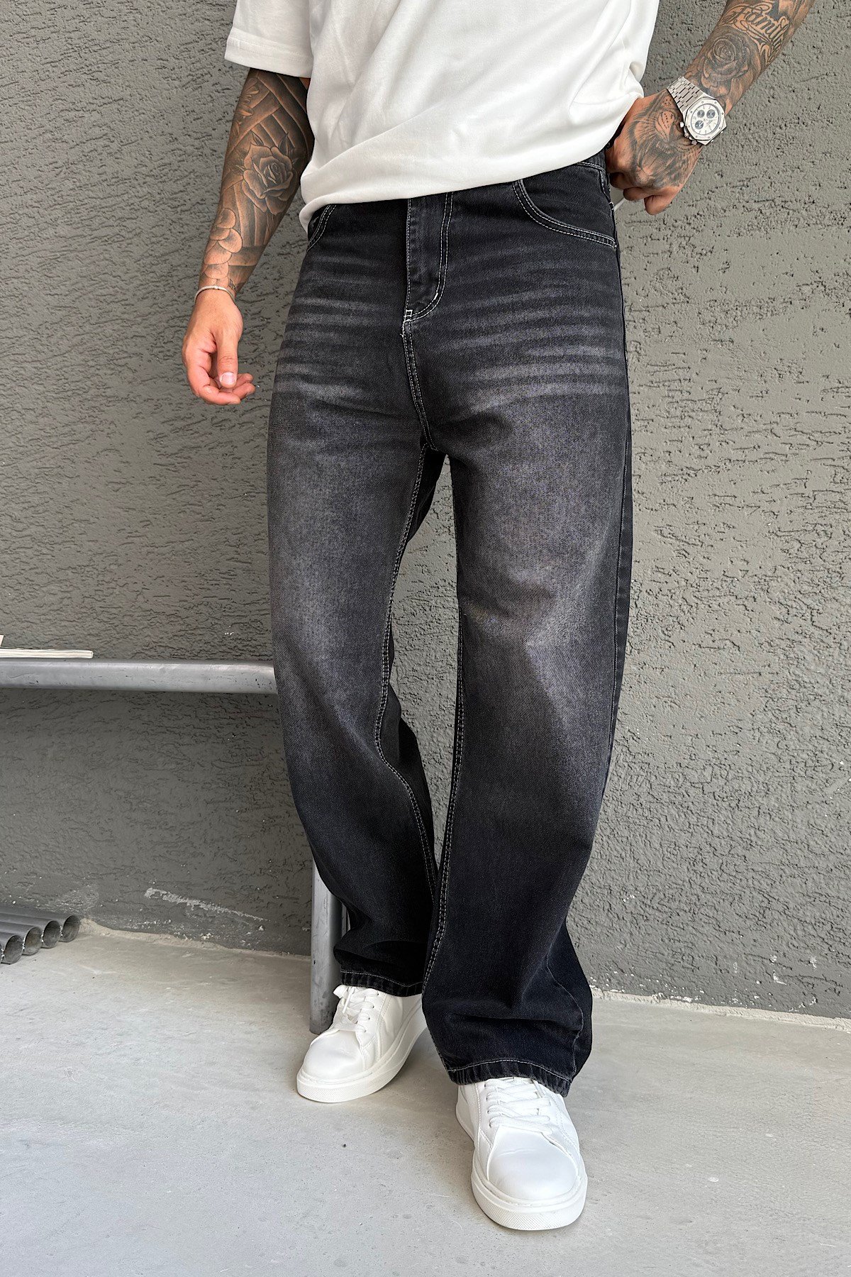 Siyah Eskitme Detaylı Relax Baggy Pantolon 