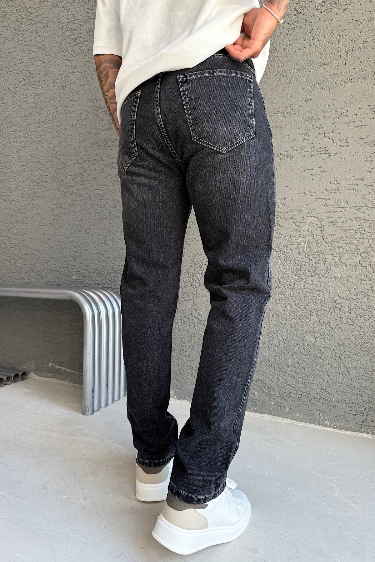 Siyah Eskitme Regular Pantolon 