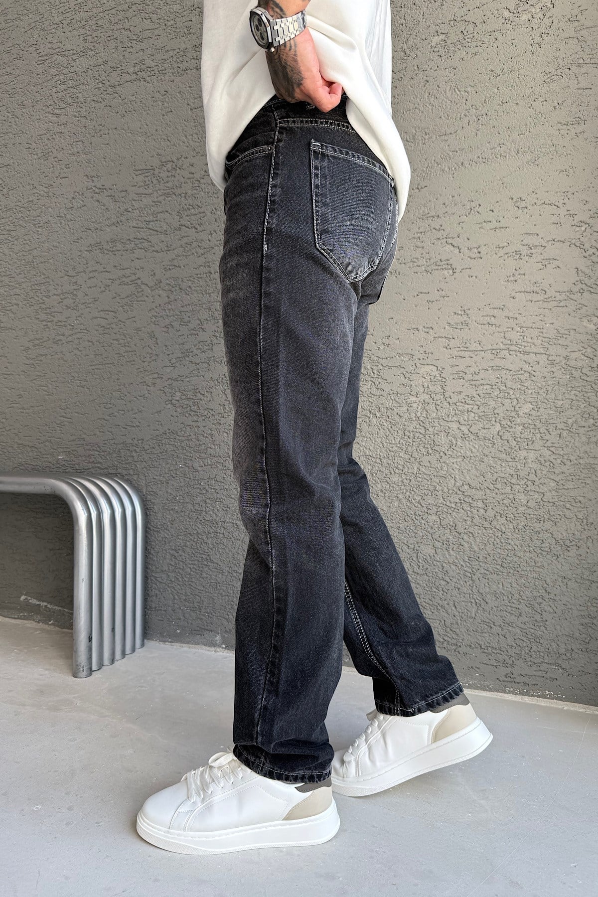 Siyah Eskitme Regular Pantolon 