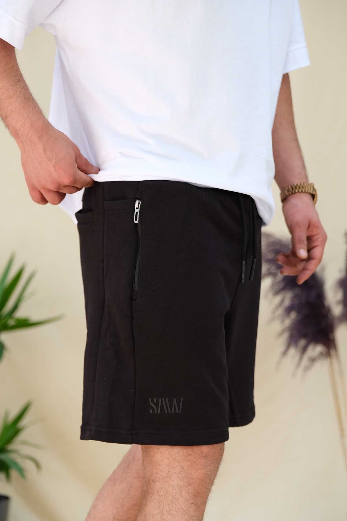Siyah Fermuarlı Basic Şort