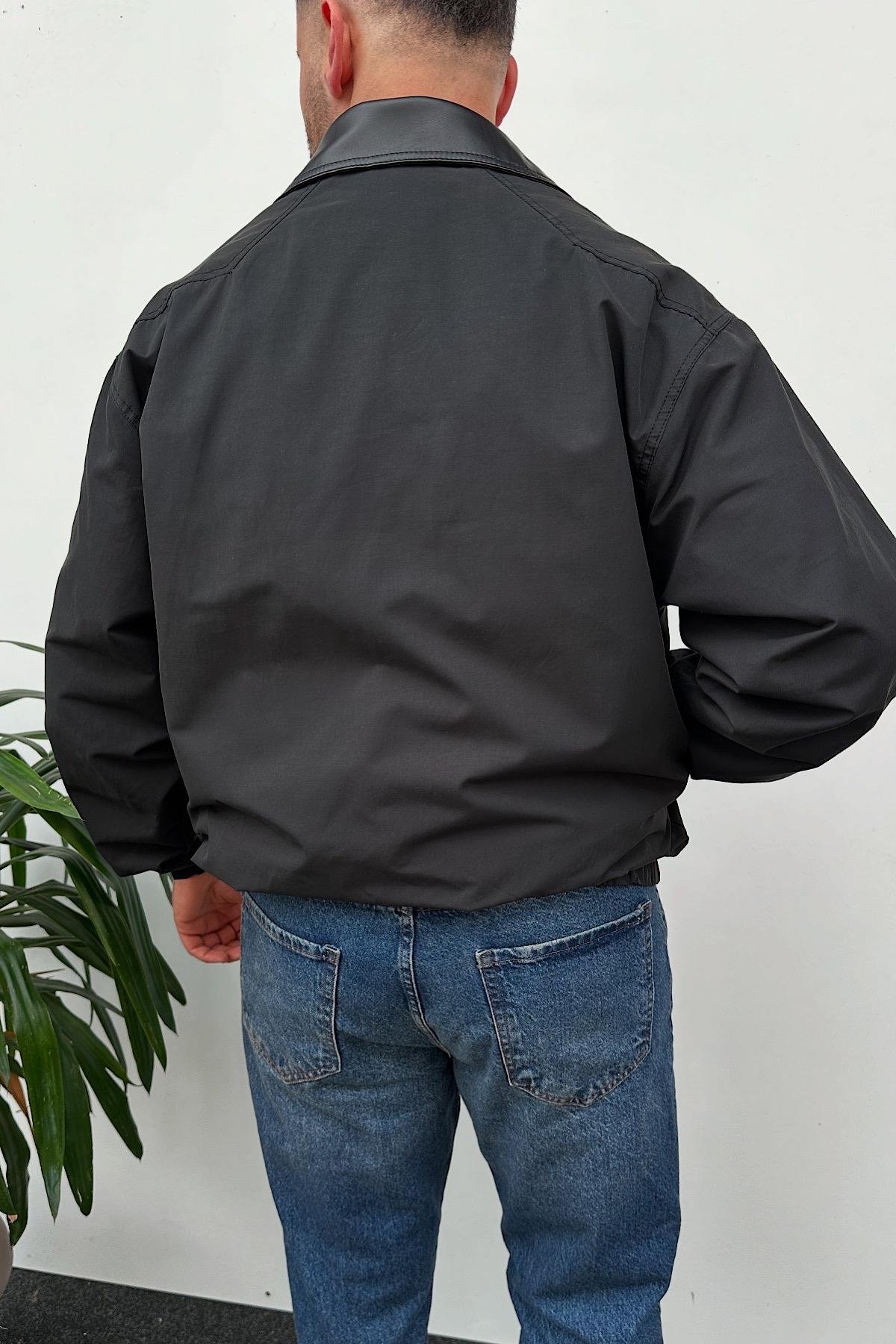 Siyah Mevsimlik Ceket 