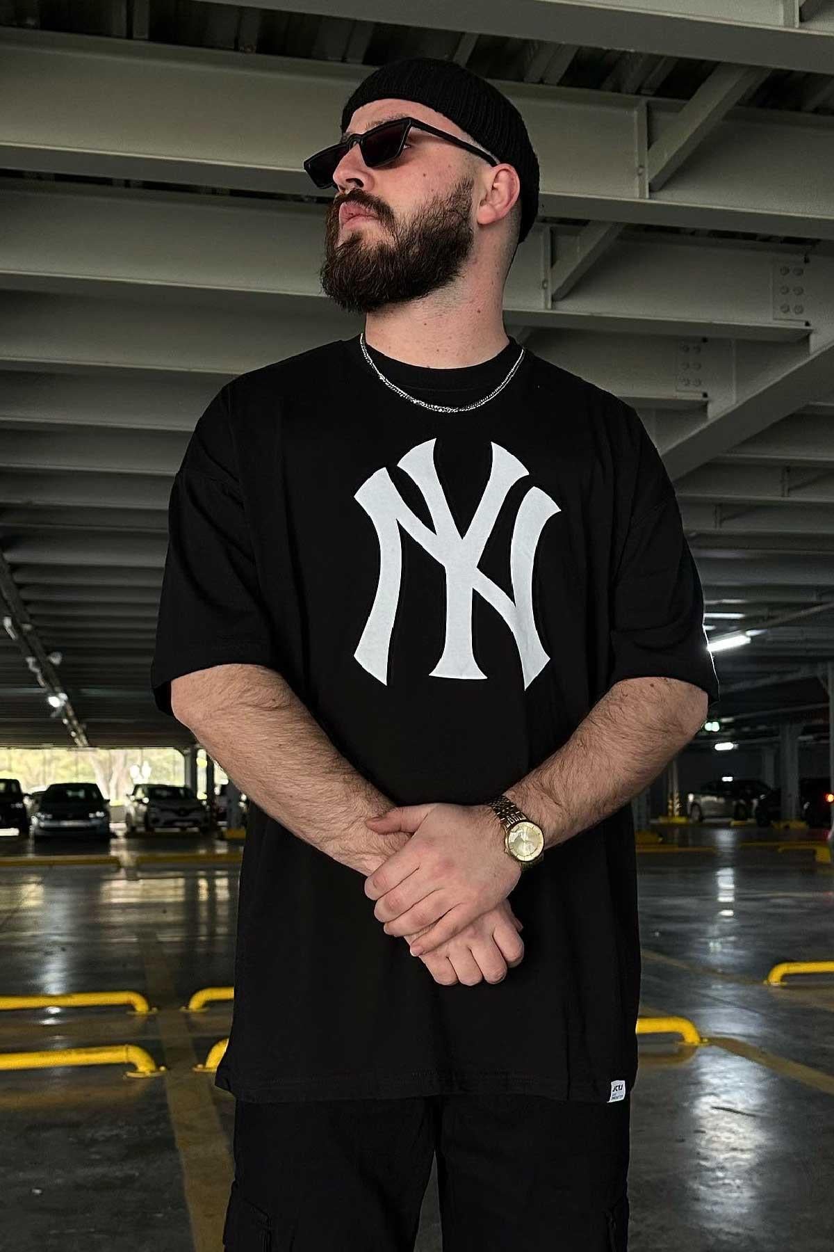 Siyah NY Oversize T-Shirt