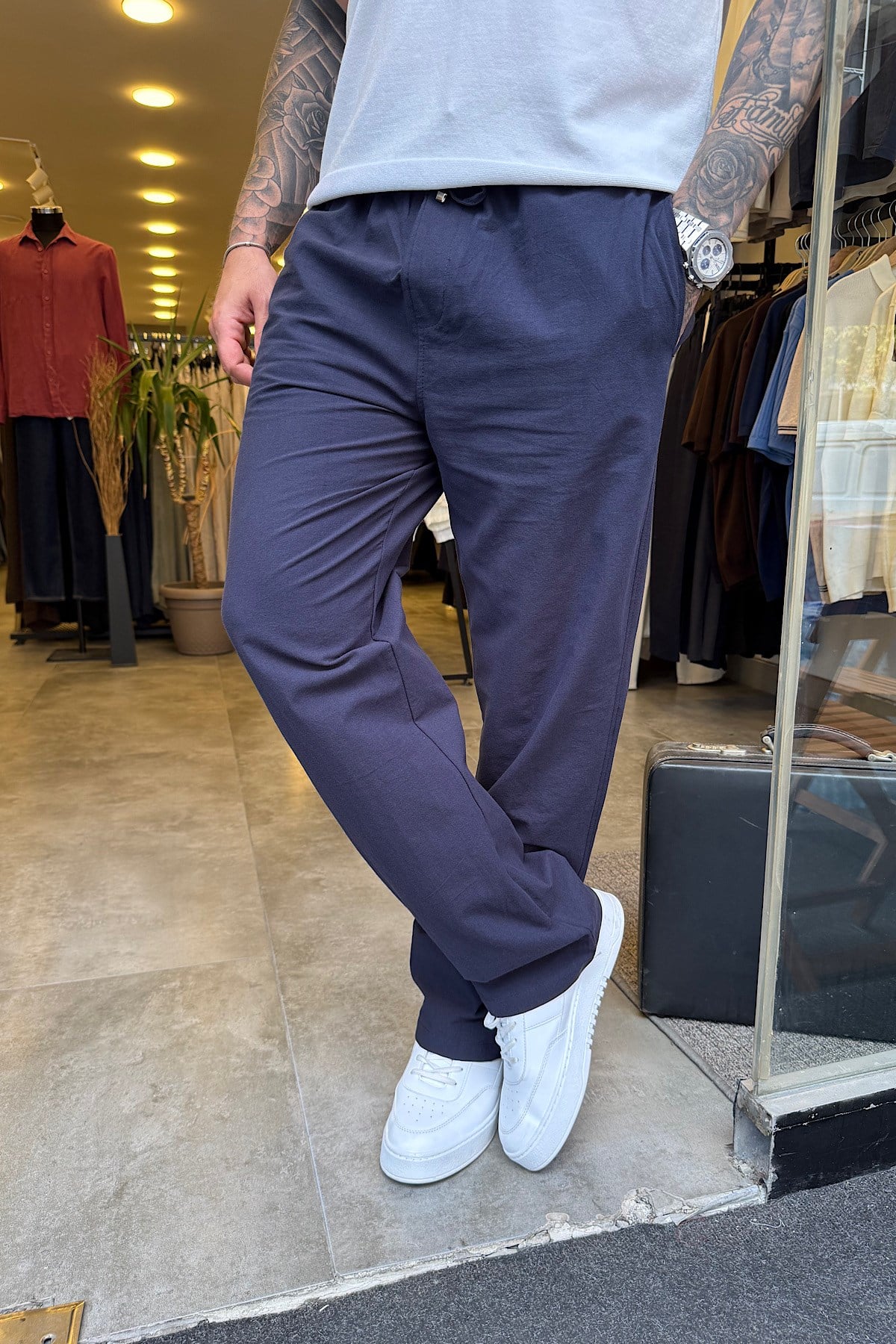 Yazlık İnce Lacivert Gabardin Pantolon