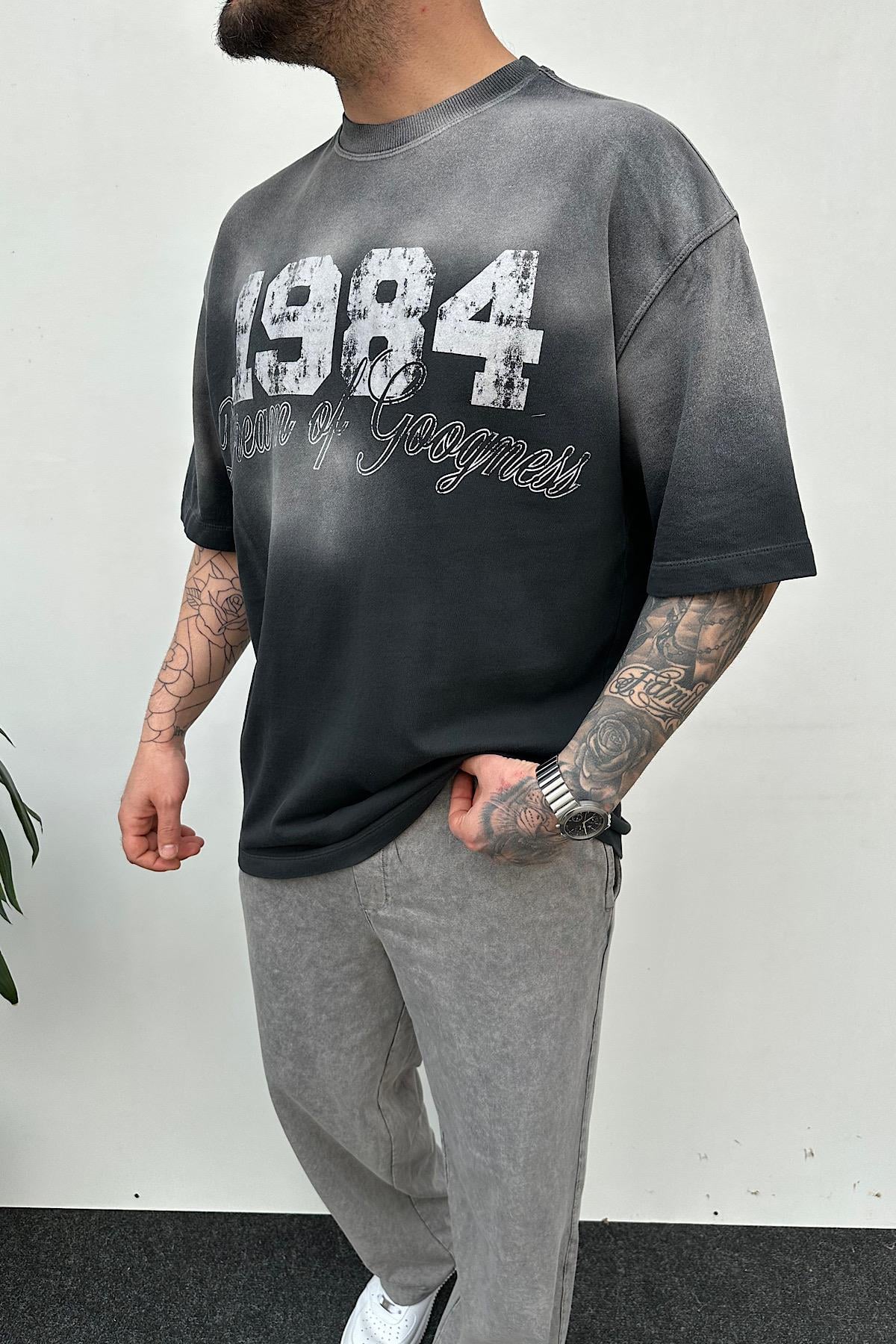 Yıkamalı 1984 Baskılı T-shirt