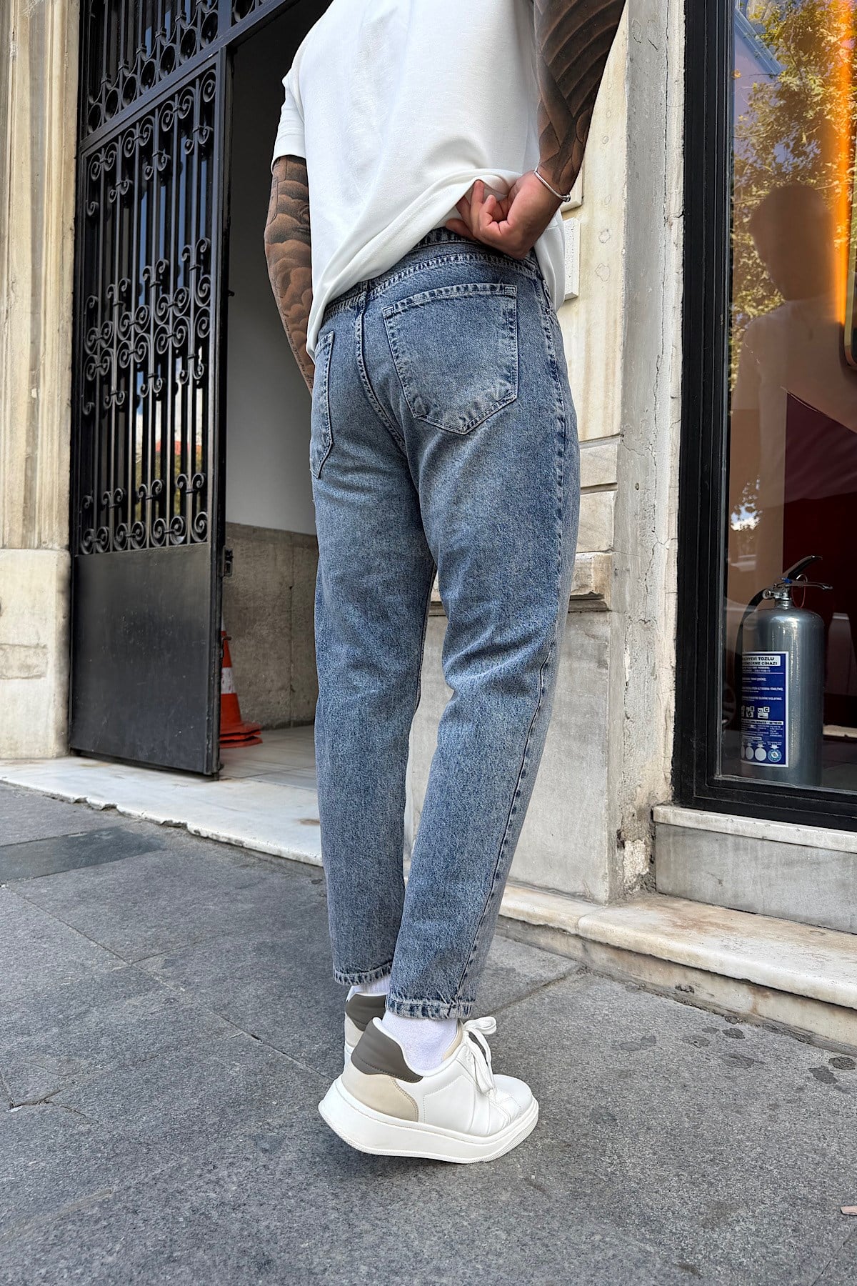 Yıkamalı Açık Mavi Boyfriend Pantolon 