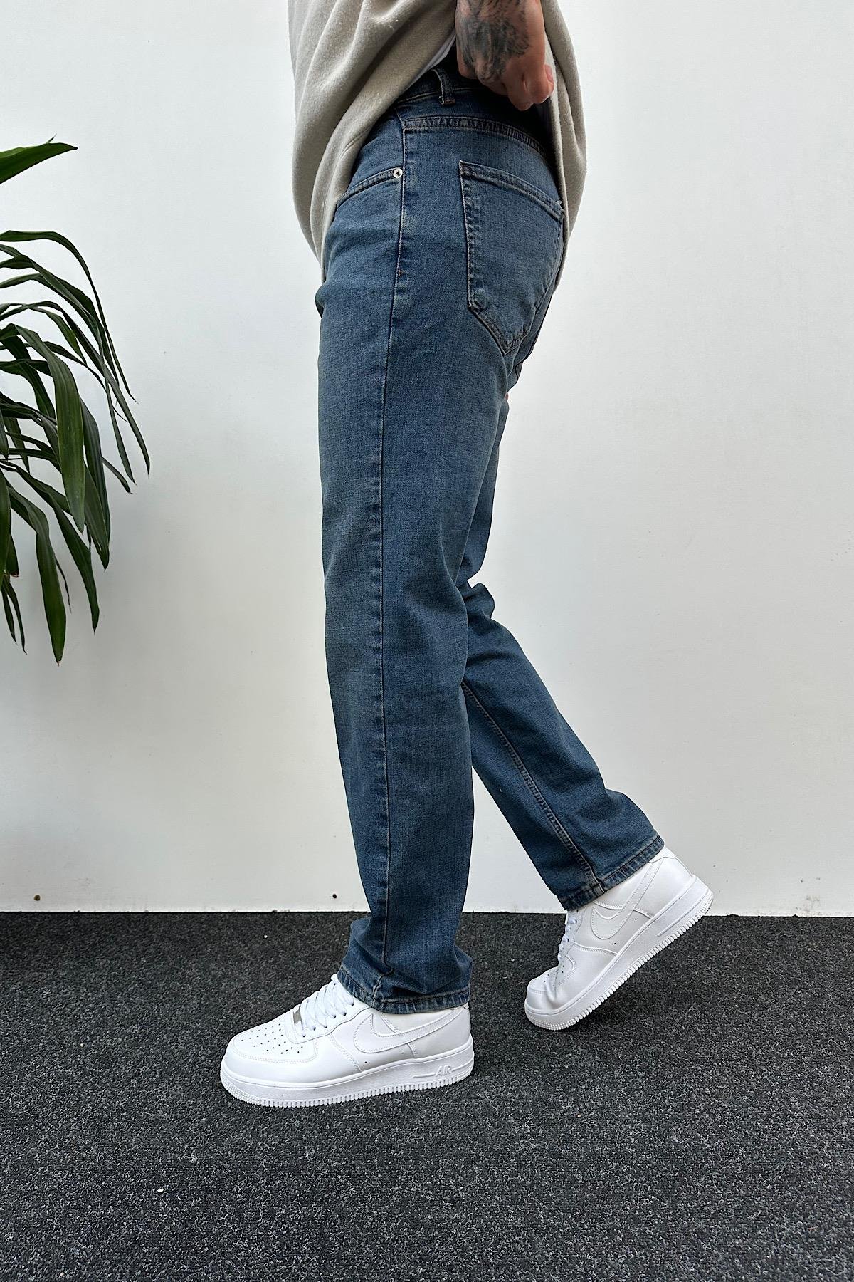 Yıkamalı Mavi Regular Fit Jean