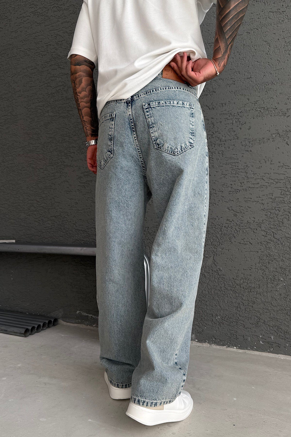 Yıkamalı Nakış Detaylı Relax Baggy Jean