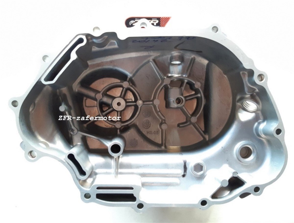 MarkasızDebriyajHONDA CBF150 KRANK KUTUSU SAĞ DEBRİYAJ KAPAĞI OEM