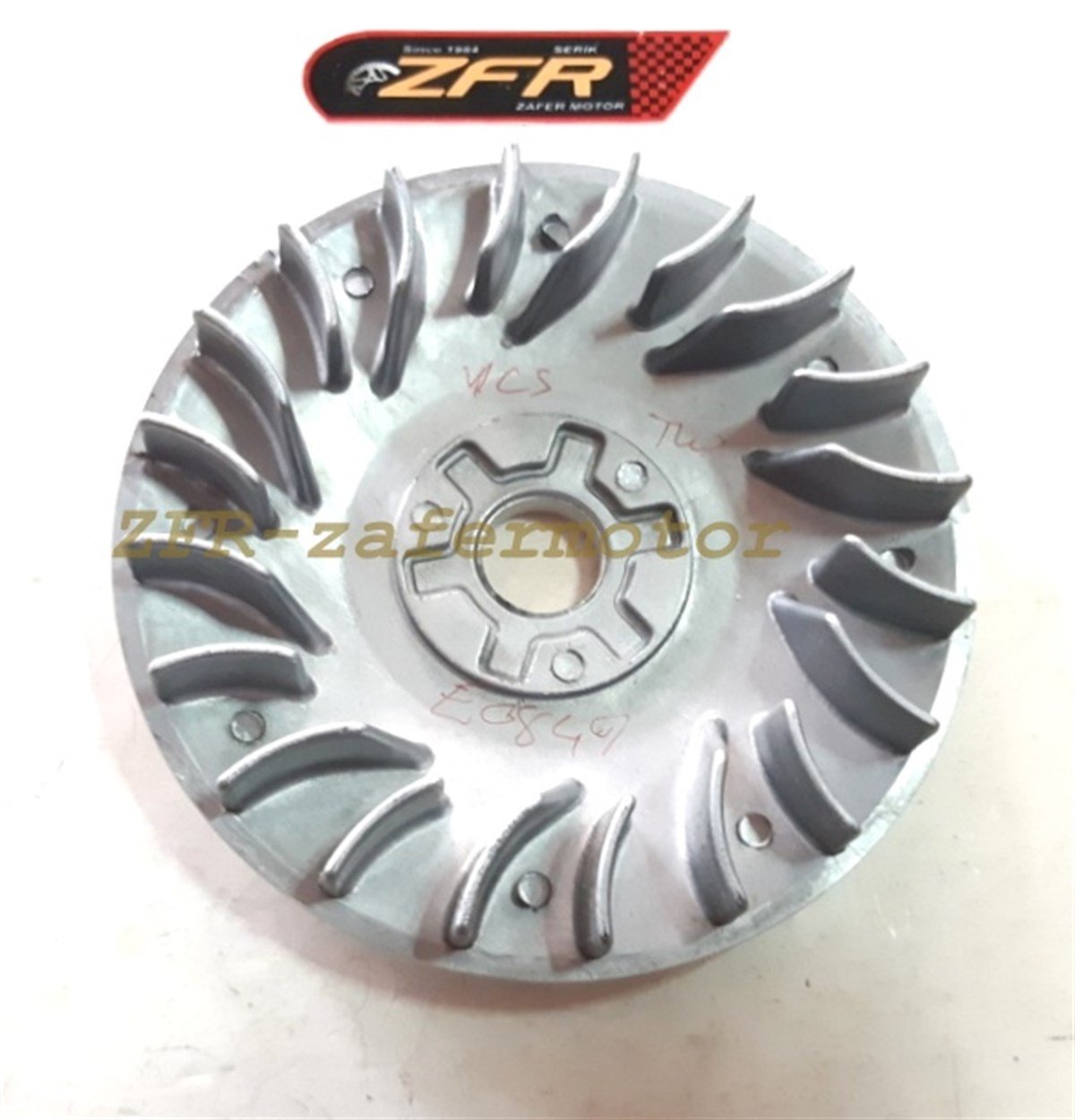 MarkasızDebriyajYAMAHA BWS100 ÖN DEBRİYAJ VARYATÖR SABİT YANAK TAİWAN