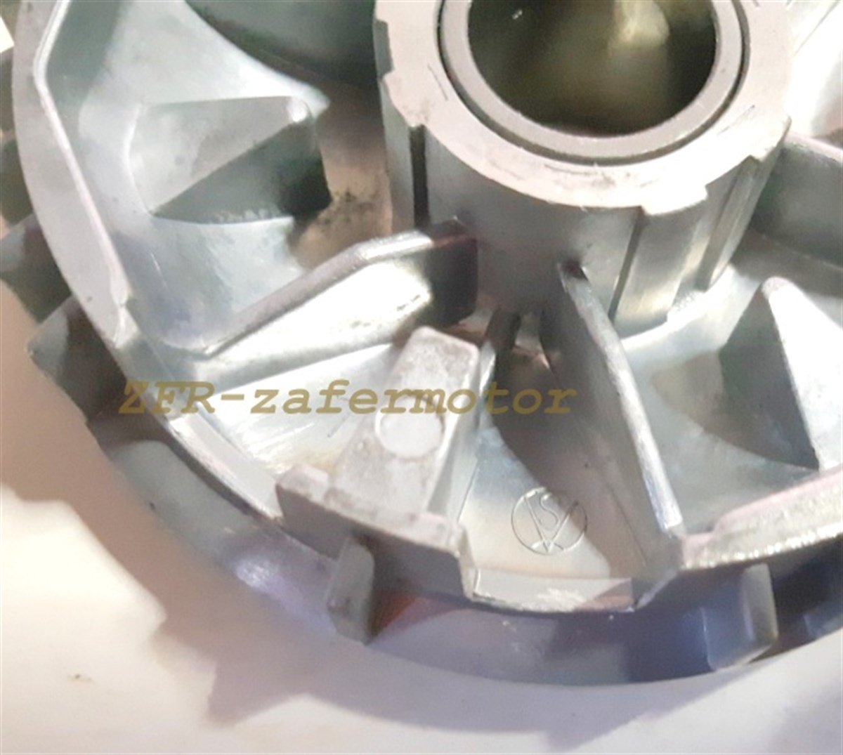 MarkasızDebriyajYAMAHA CYGNUS L ÖN DEBRİYAJ VARYATÖR KOMPLE OEM+