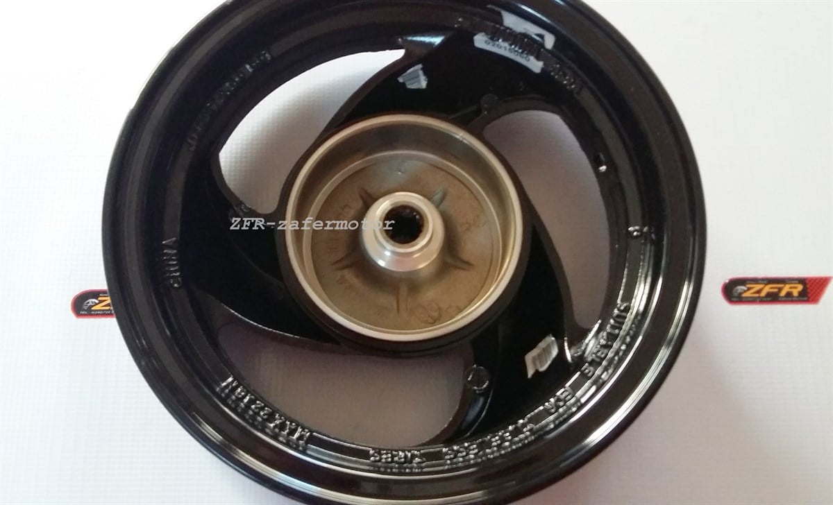 MarkasızYedek ParçaYAMAHA CYGNUS RS 125 ARKA JANT SİYAH OEM