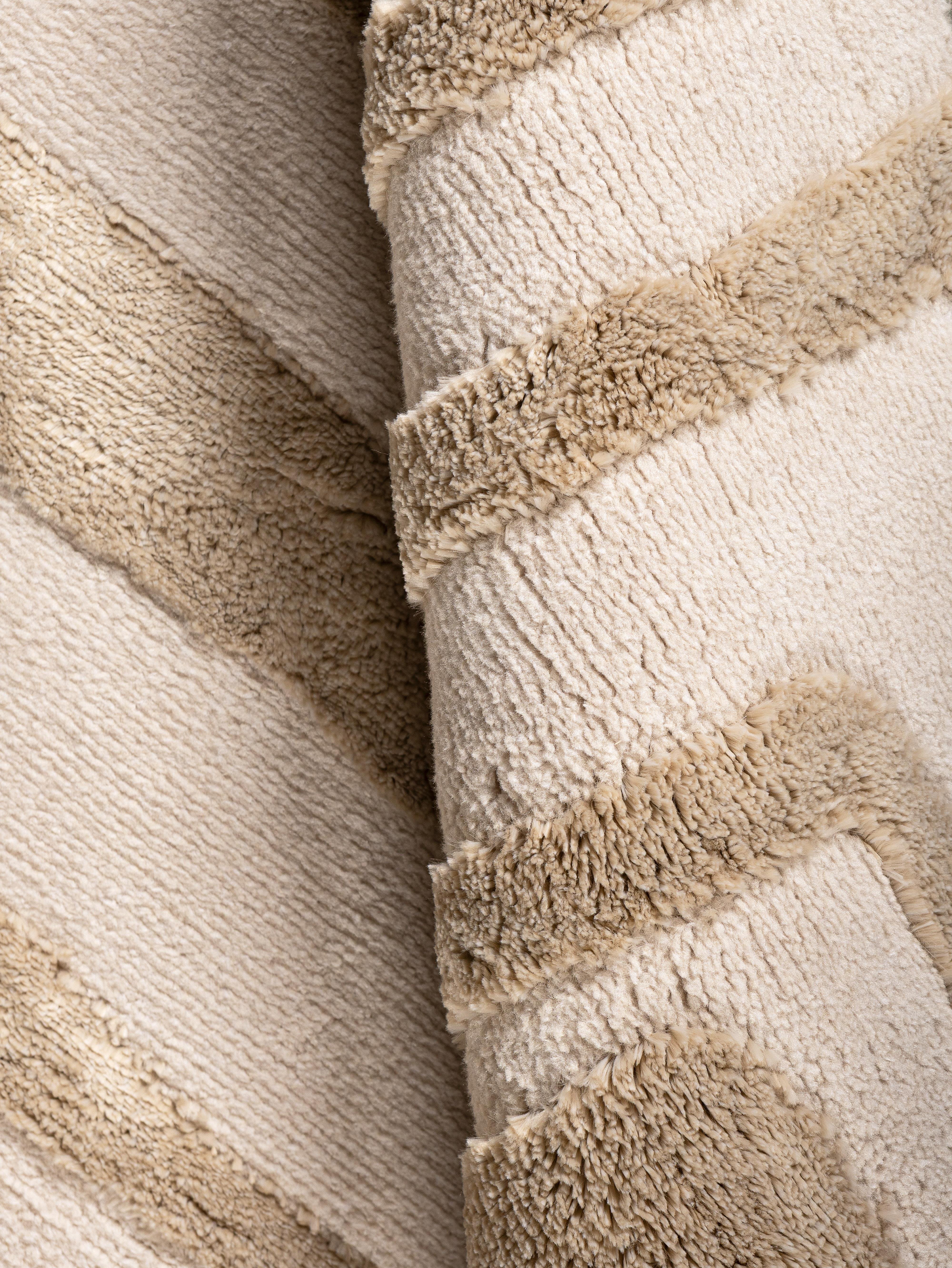 CozyCozy CZY-02 Modern Geometrik Desenli Toz Vermez Yumuşak Dokulu Bej Makine Halısı – Salon, Yolluk, Yatak Odası, Mutfak, Çocuk Odası İçin Uygun
 CZY-02